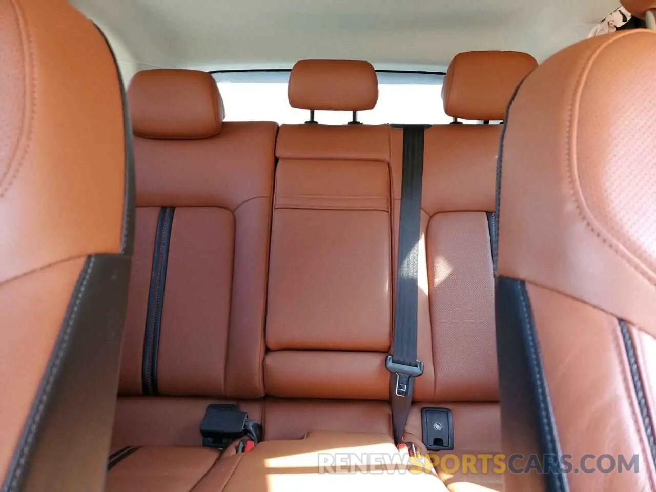 10 Фотография поврежденного автомобиля 7MMVABDY5RN202993 MAZDA CX-50 PREM 2024