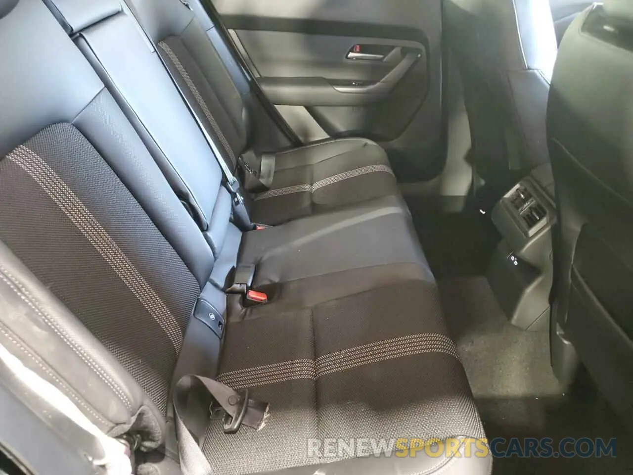 11 Photograph of a damaged car 7MMVABDM8SN324721 MAZDA CX-50 PREM 2025