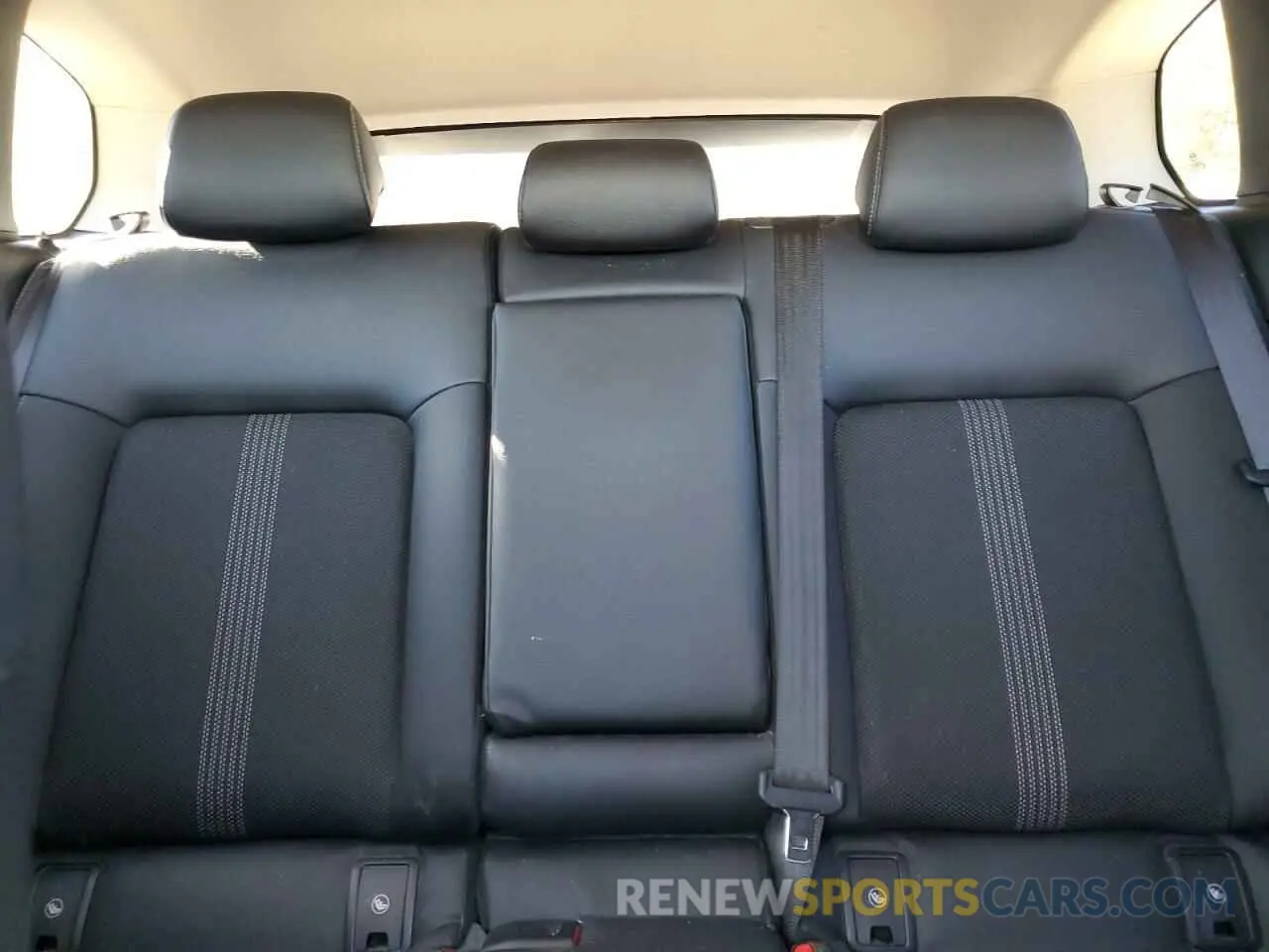 10 Photograph of a damaged car 7MMVABAM8PN146630 MAZDA CX-50 SELE 2023