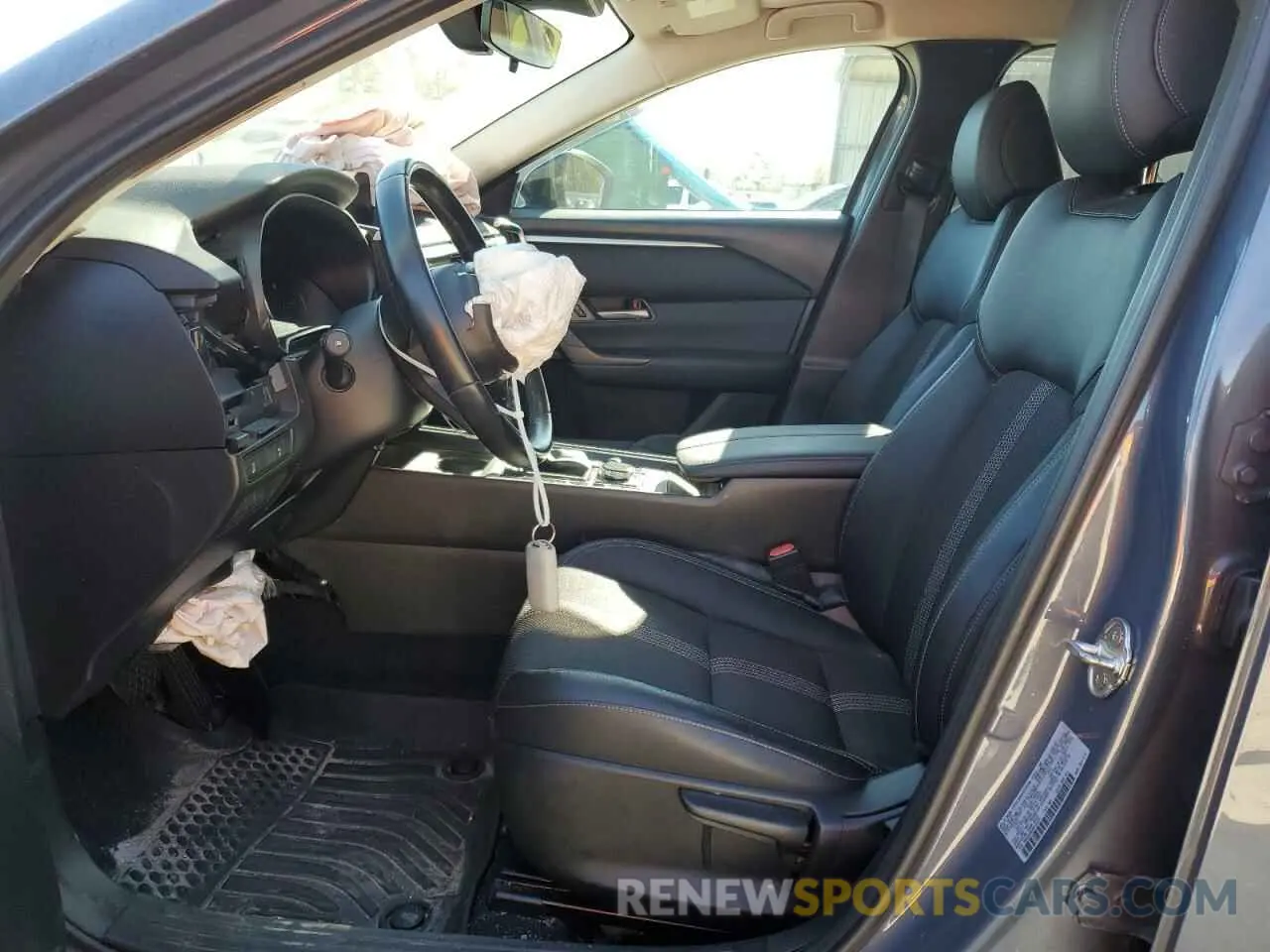 7 Photograph of a damaged car 7MMVABAM8PN146630 MAZDA CX-50 SELE 2023