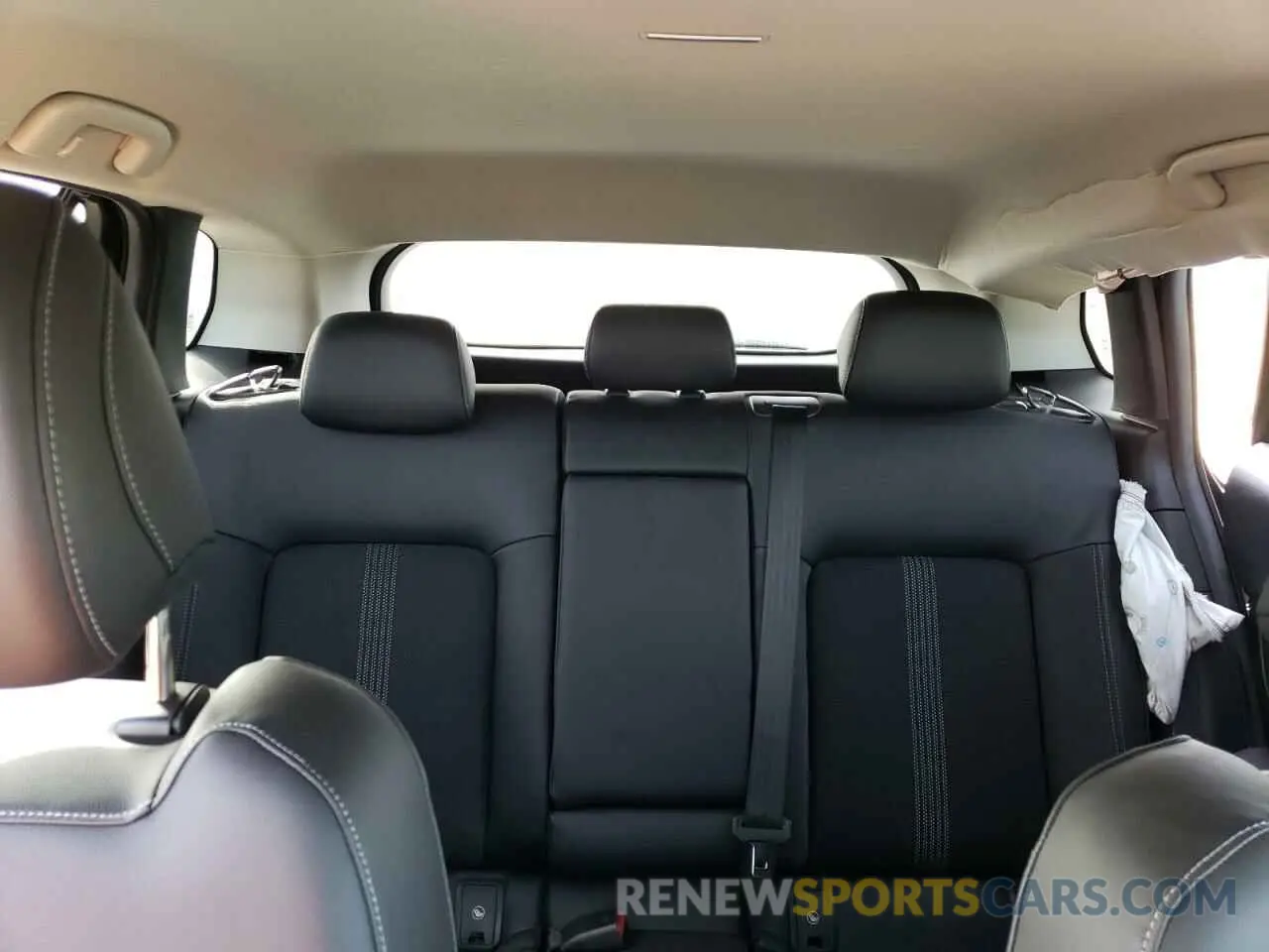 10 Photograph of a damaged car 7MMVABAM5RN173061 MAZDA CX-50 SELE 2024