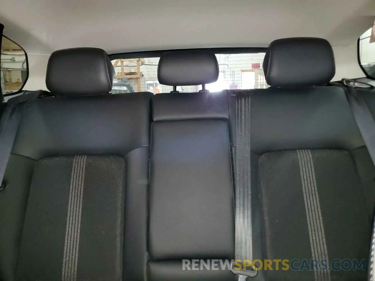 10 Photograph of a damaged car 7MMVABAMXRN169653 MAZDA CX-50 SELE 2024