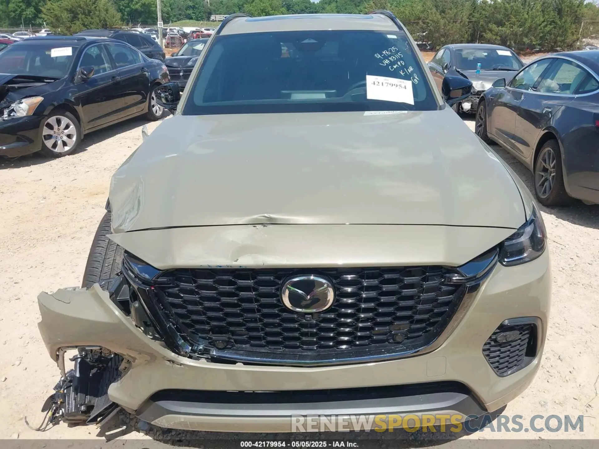 12 Фотография поврежденного автомобиля JM3KJDHCXS1113115 MAZDA CX-70 2025