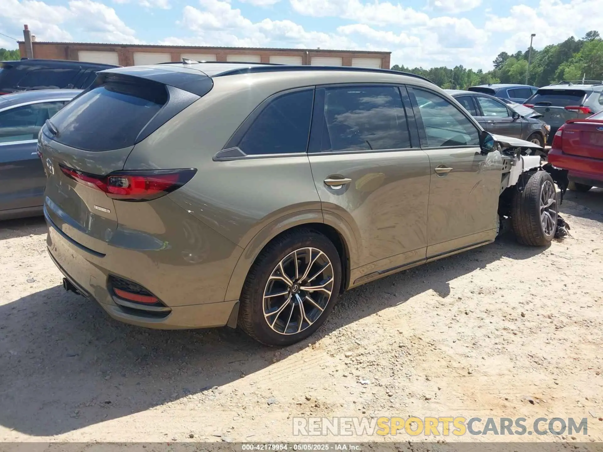 4 Фотография поврежденного автомобиля JM3KJDHCXS1113115 MAZDA CX-70 2025