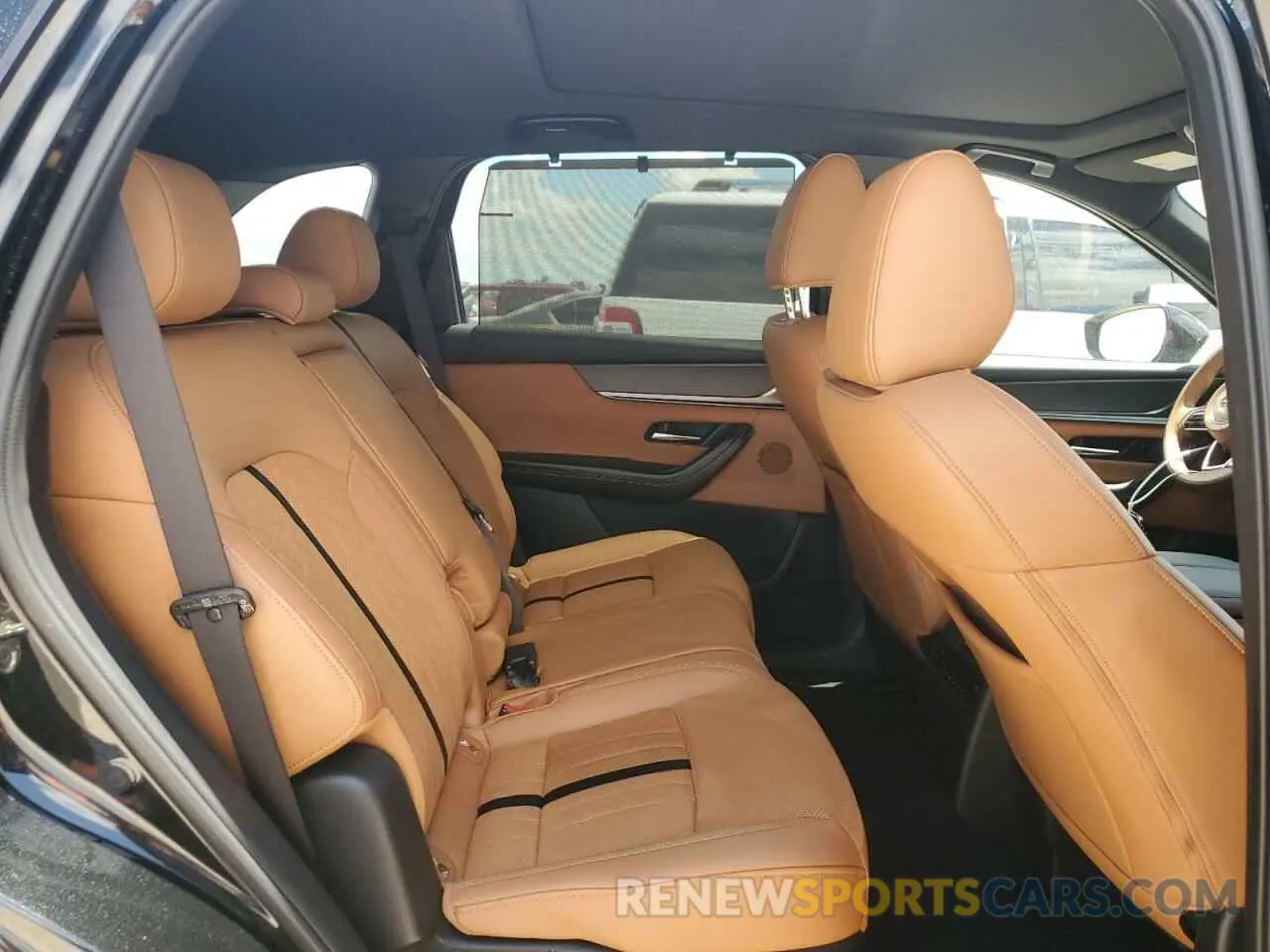 11 Фотография поврежденного автомобиля JM3KJEHC8S1105780 MAZDA CX-70 2025