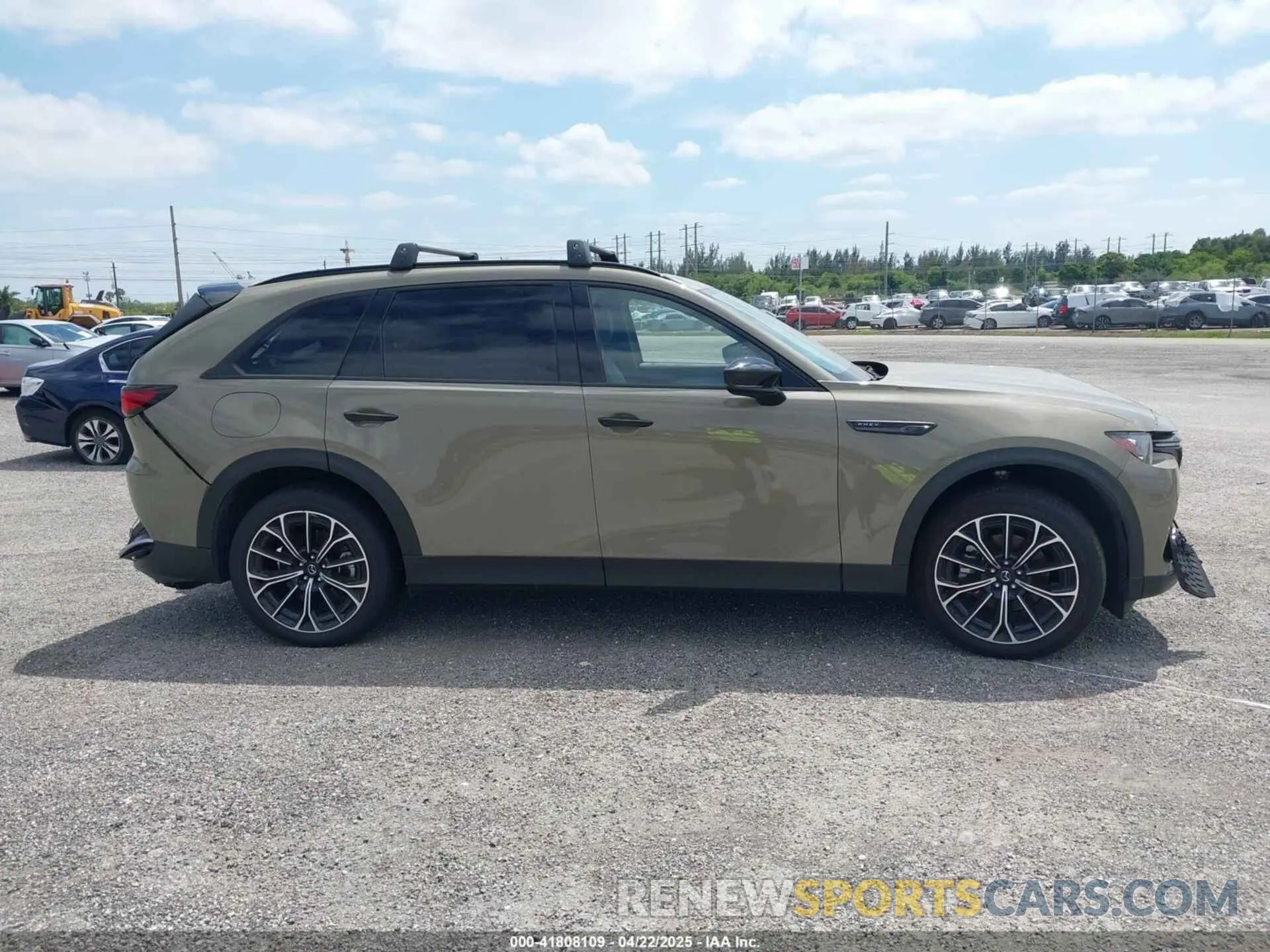 13 Фотография поврежденного автомобиля JM3KJDHA9S1100774 MAZDA CX-70 PHEV 2025