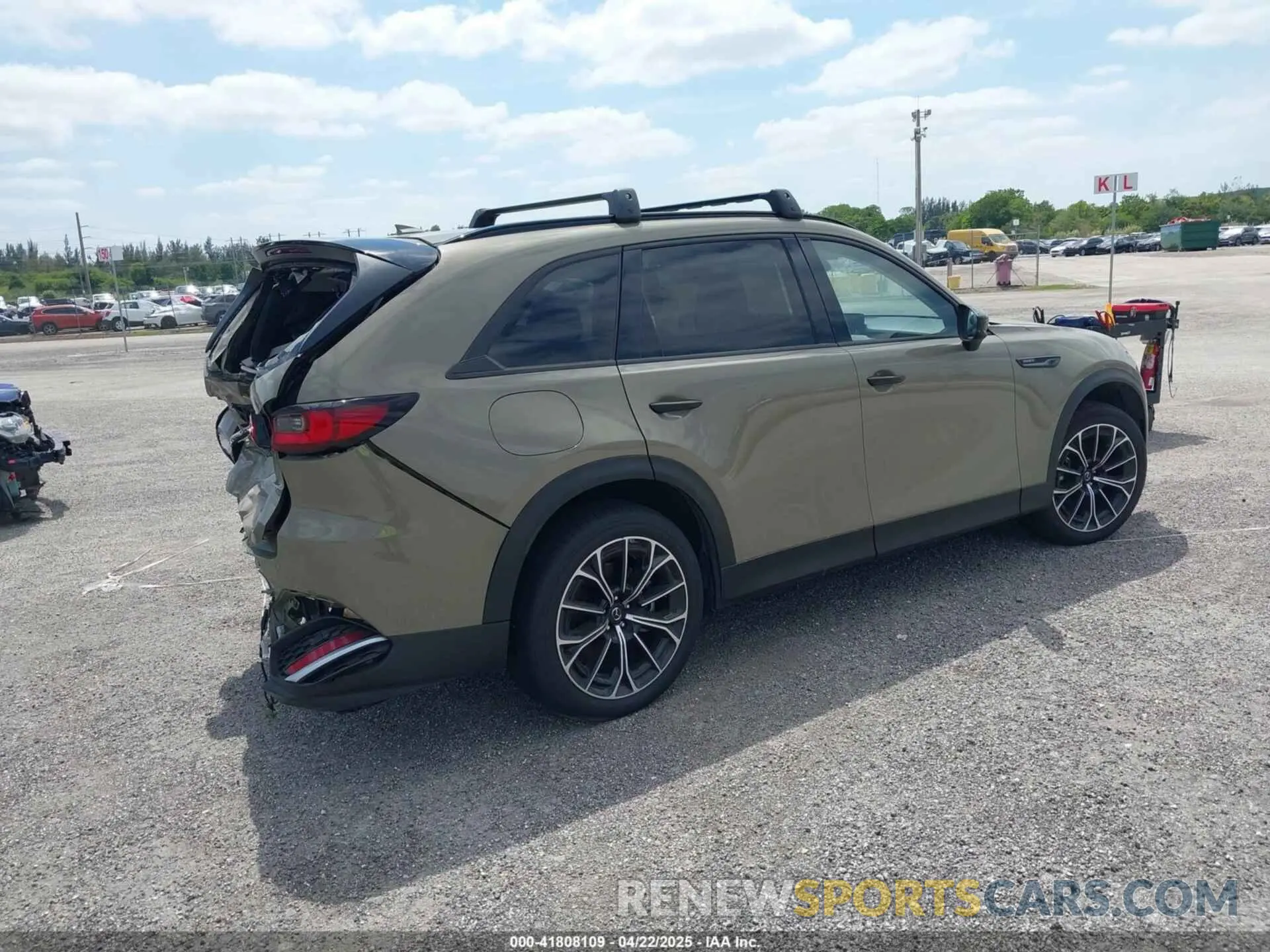 4 Фотография поврежденного автомобиля JM3KJDHA9S1100774 MAZDA CX-70 PHEV 2025