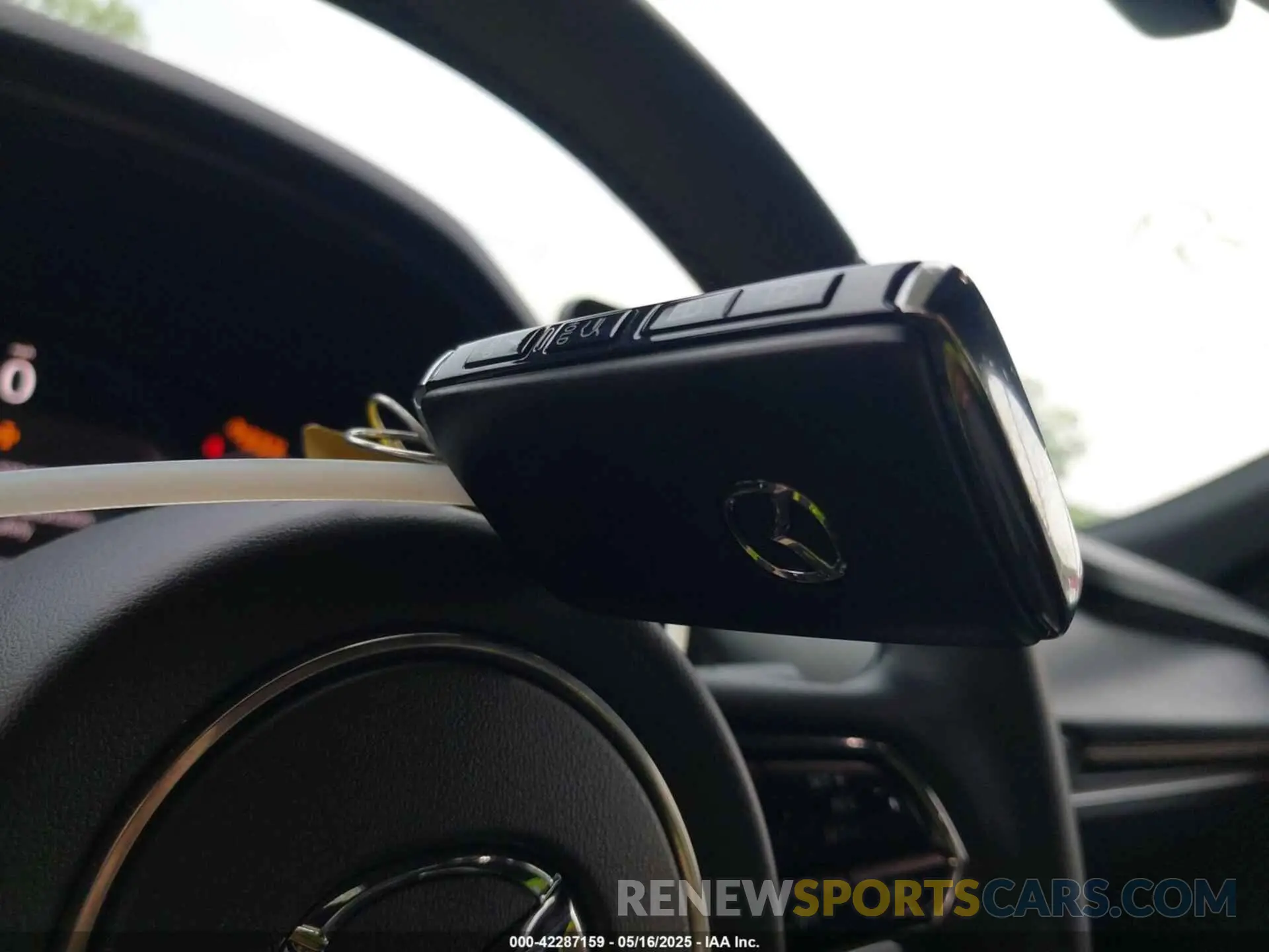 11 Фотография поврежденного автомобиля JM3KJEHA6S1111740 MAZDA CX-70 PHEV 2025