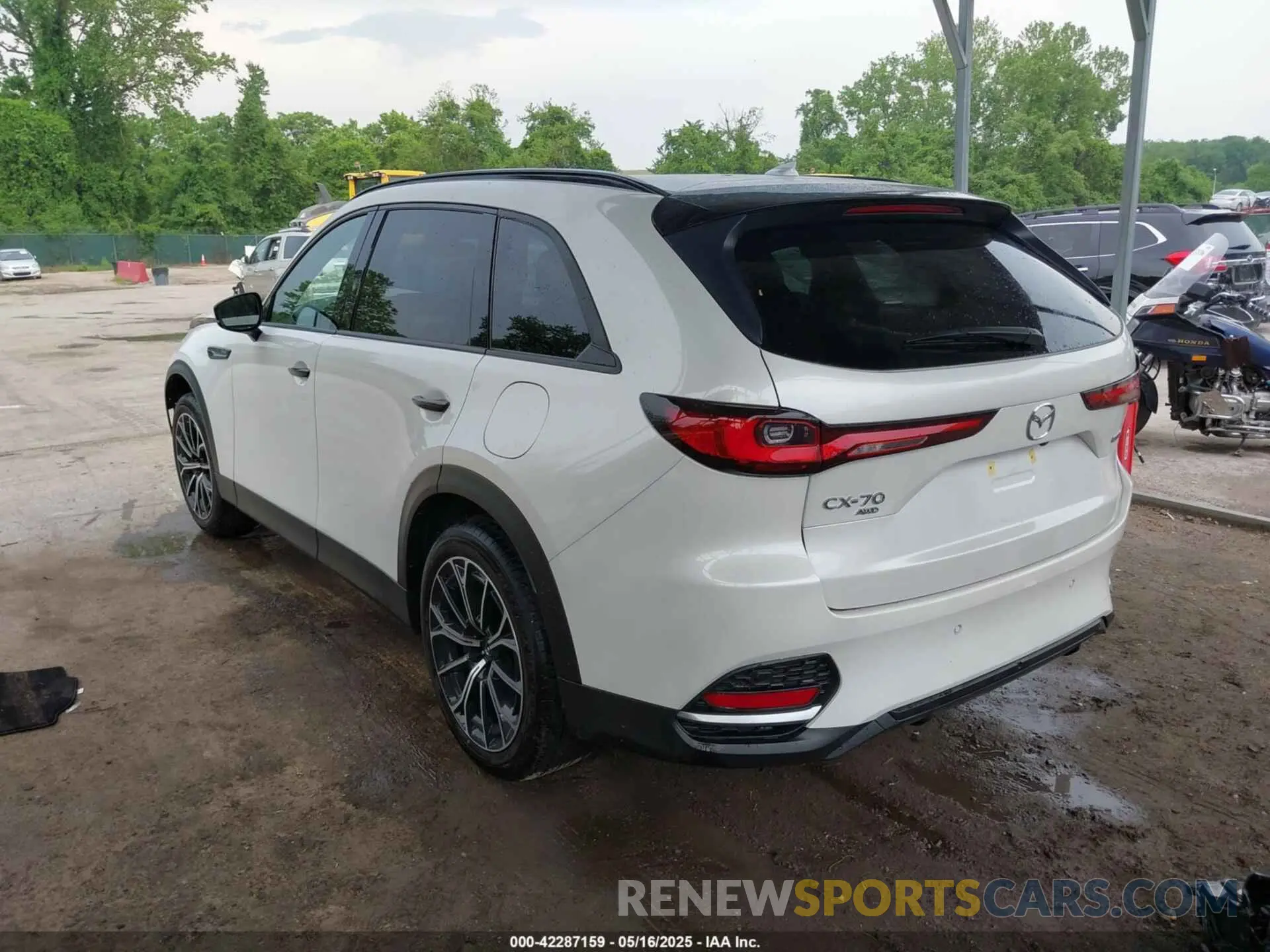 3 Фотография поврежденного автомобиля JM3KJEHA6S1111740 MAZDA CX-70 PHEV 2025