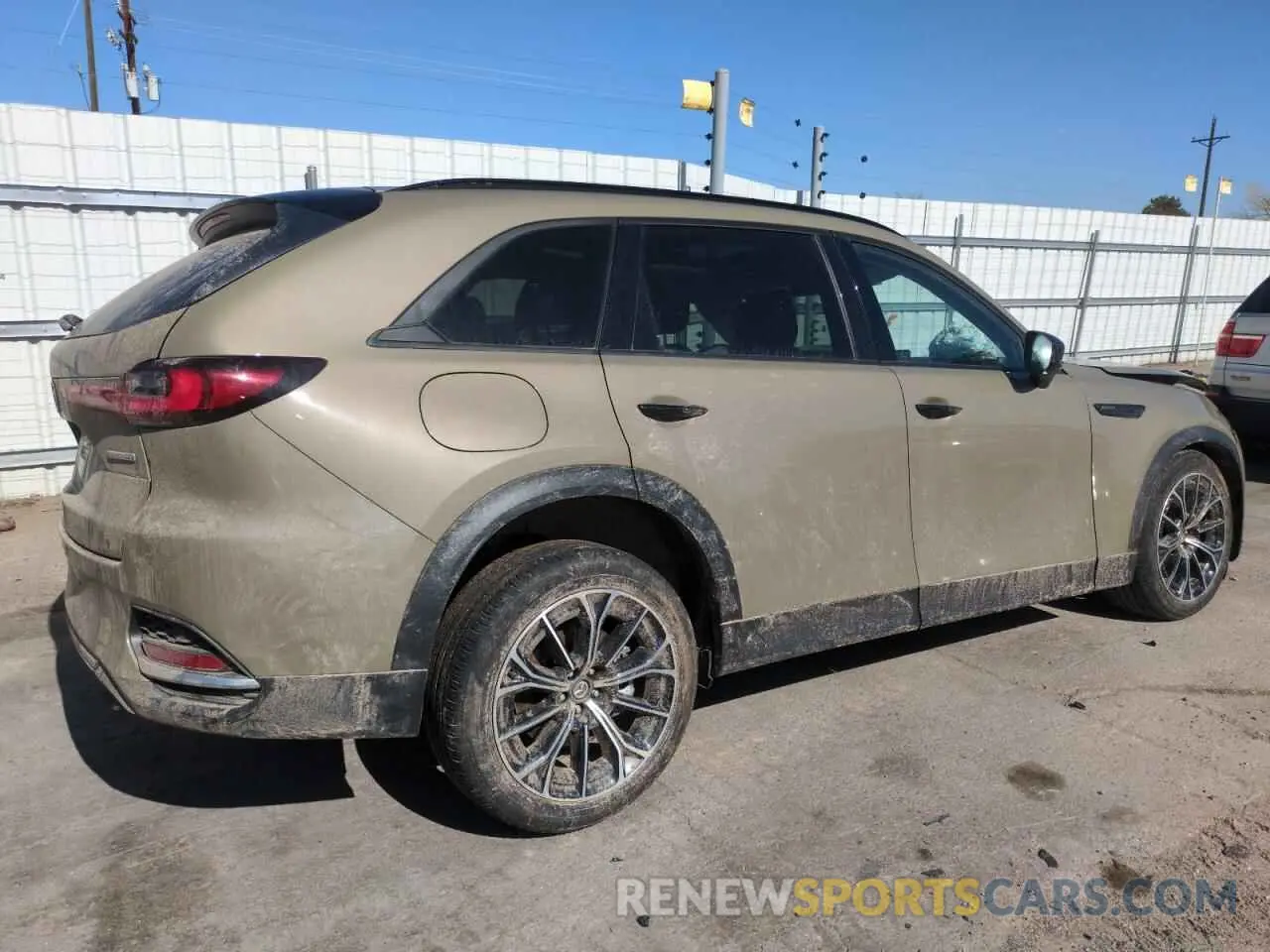 3 Фотография поврежденного автомобиля JM3KJDHAXS1100444 MAZDA CX-70 PREM 2025