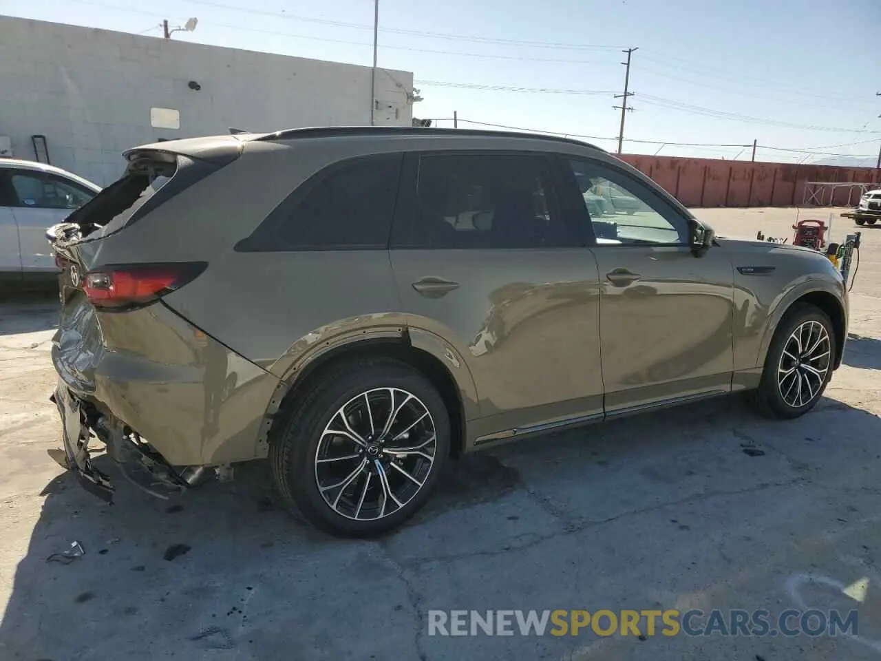 3 Фотография поврежденного автомобиля JM3KJDHC4S1122585 MAZDA CX-70 PREM 2025