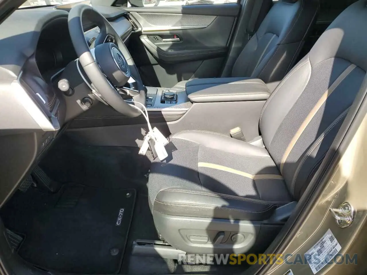 7 Фотография поврежденного автомобиля JM3KJDHC4S1122585 MAZDA CX-70 PREM 2025