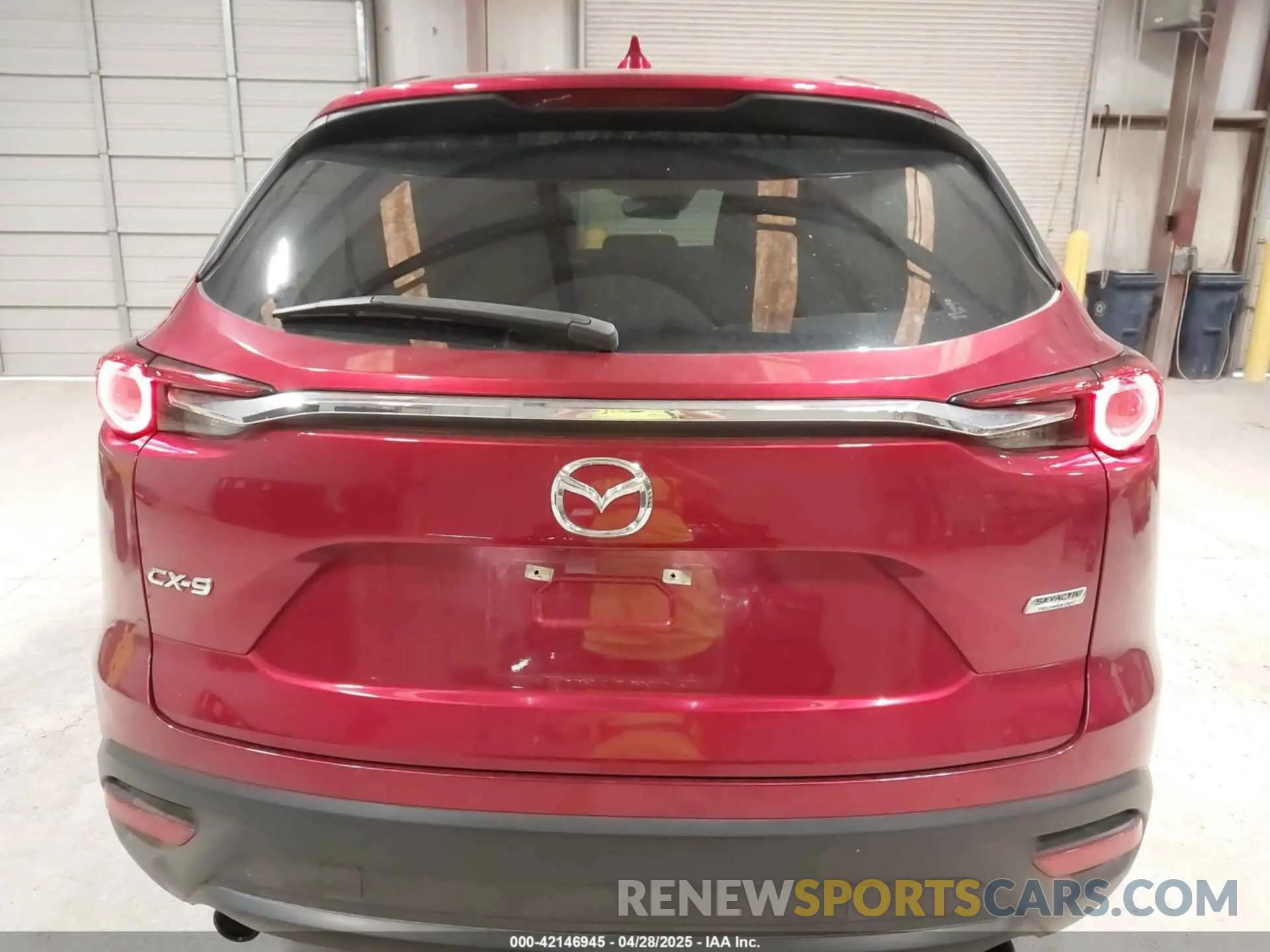 16 Photograph of a damaged car JM3TCACY1K0331904 MAZDA CX-9 2019