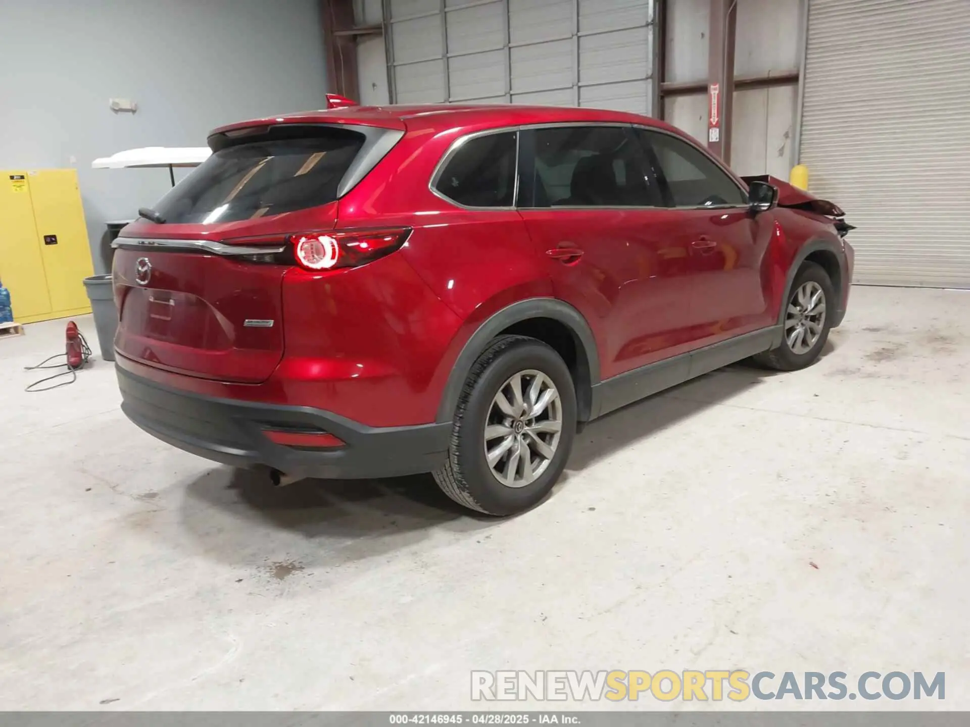 4 Photograph of a damaged car JM3TCACY1K0331904 MAZDA CX-9 2019