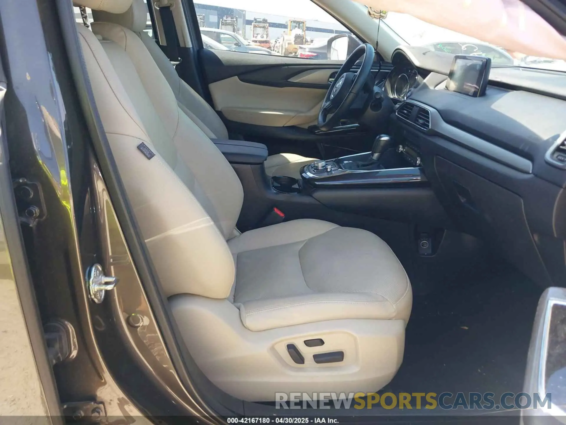 5 Photograph of a damaged car JM3TCACY9K0304899 MAZDA CX-9 2019