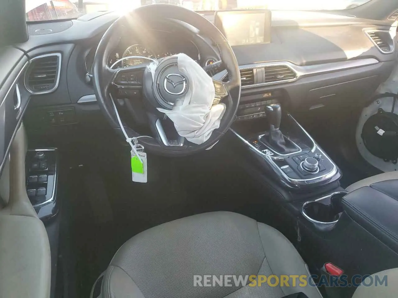 8 Фотография поврежденного автомобиля JM3TCADYXK0308006 MAZDA CX-9 2019