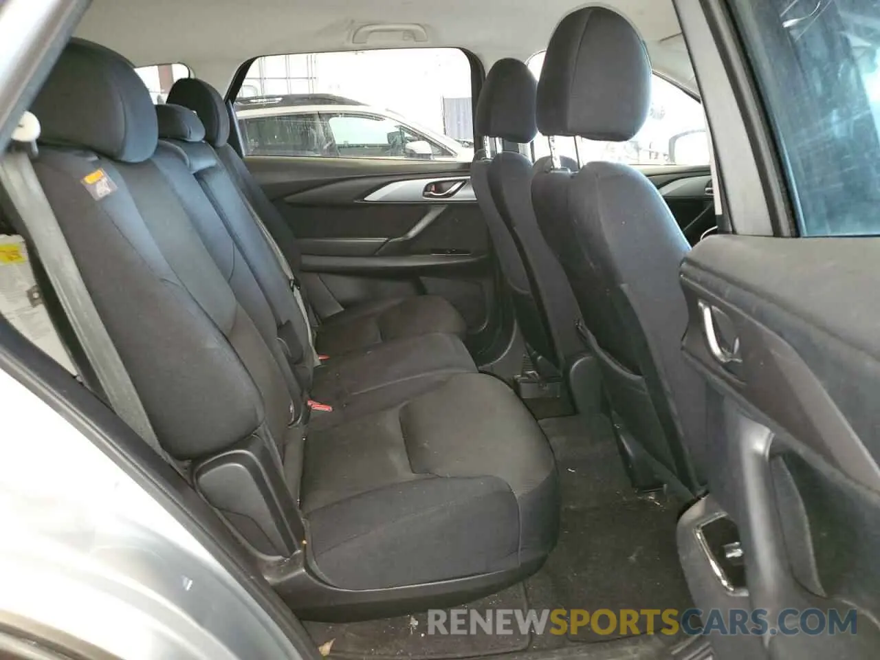 10 Photograph of a damaged car JM3TCBBY4K0313811 MAZDA CX-9 2019