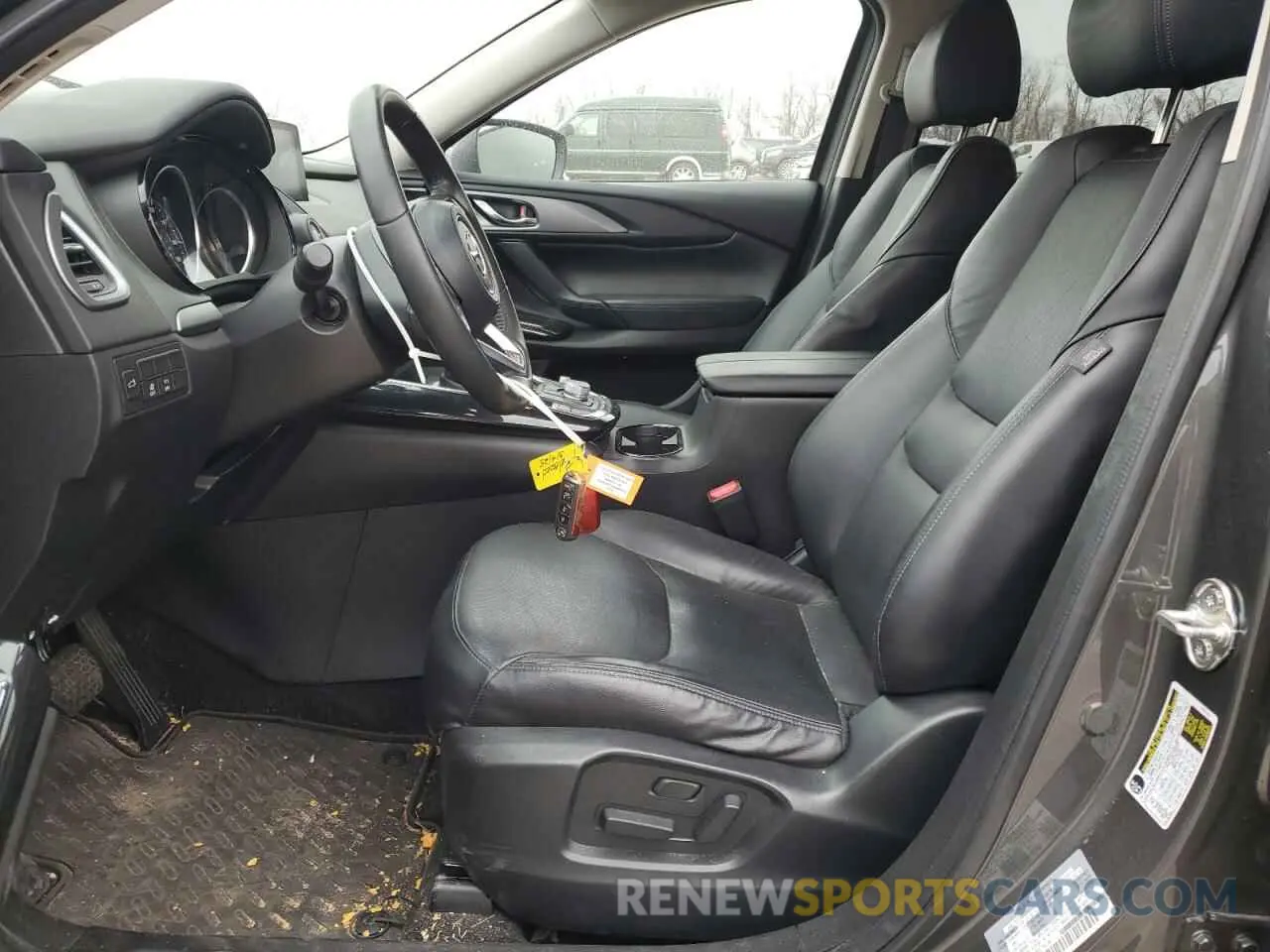 7 Фотография поврежденного автомобиля JM3TCBCY3K0309778 MAZDA CX-9 2019