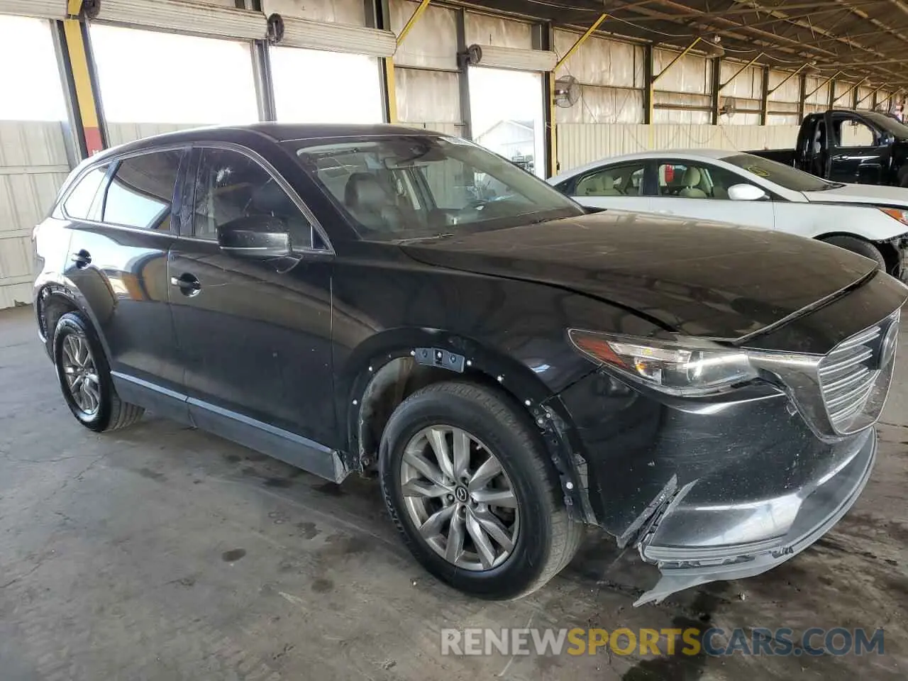 4 Photograph of a damaged car JM3TCBCY4K0307554 MAZDA CX-9 2019