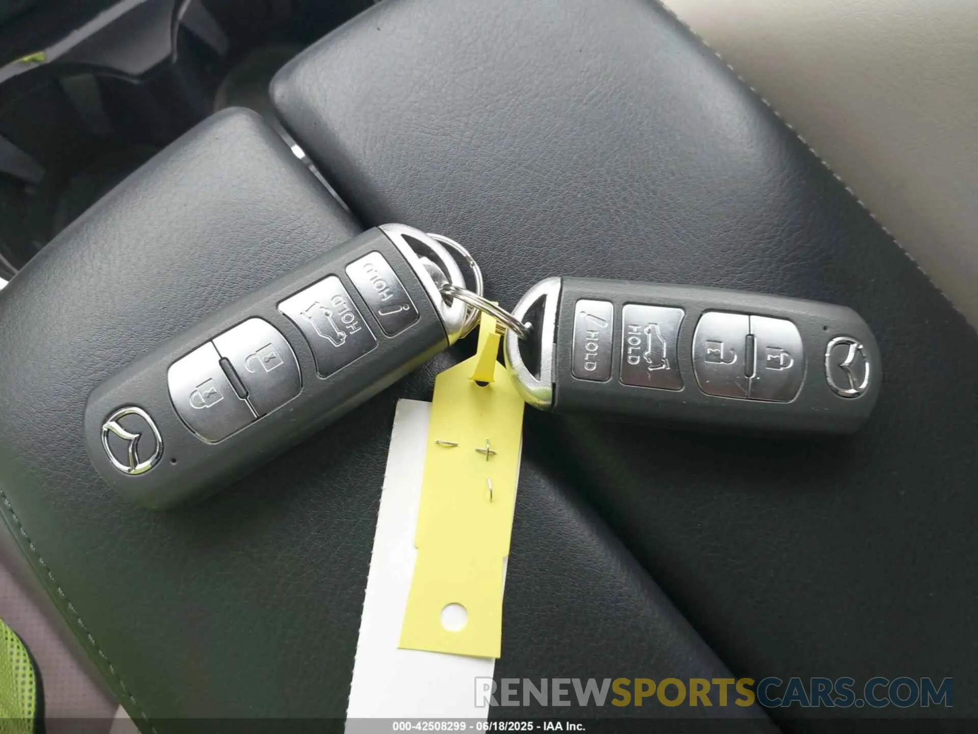 11 Фотография поврежденного автомобиля JM3TCBDY5K0332610 MAZDA CX-9 2019