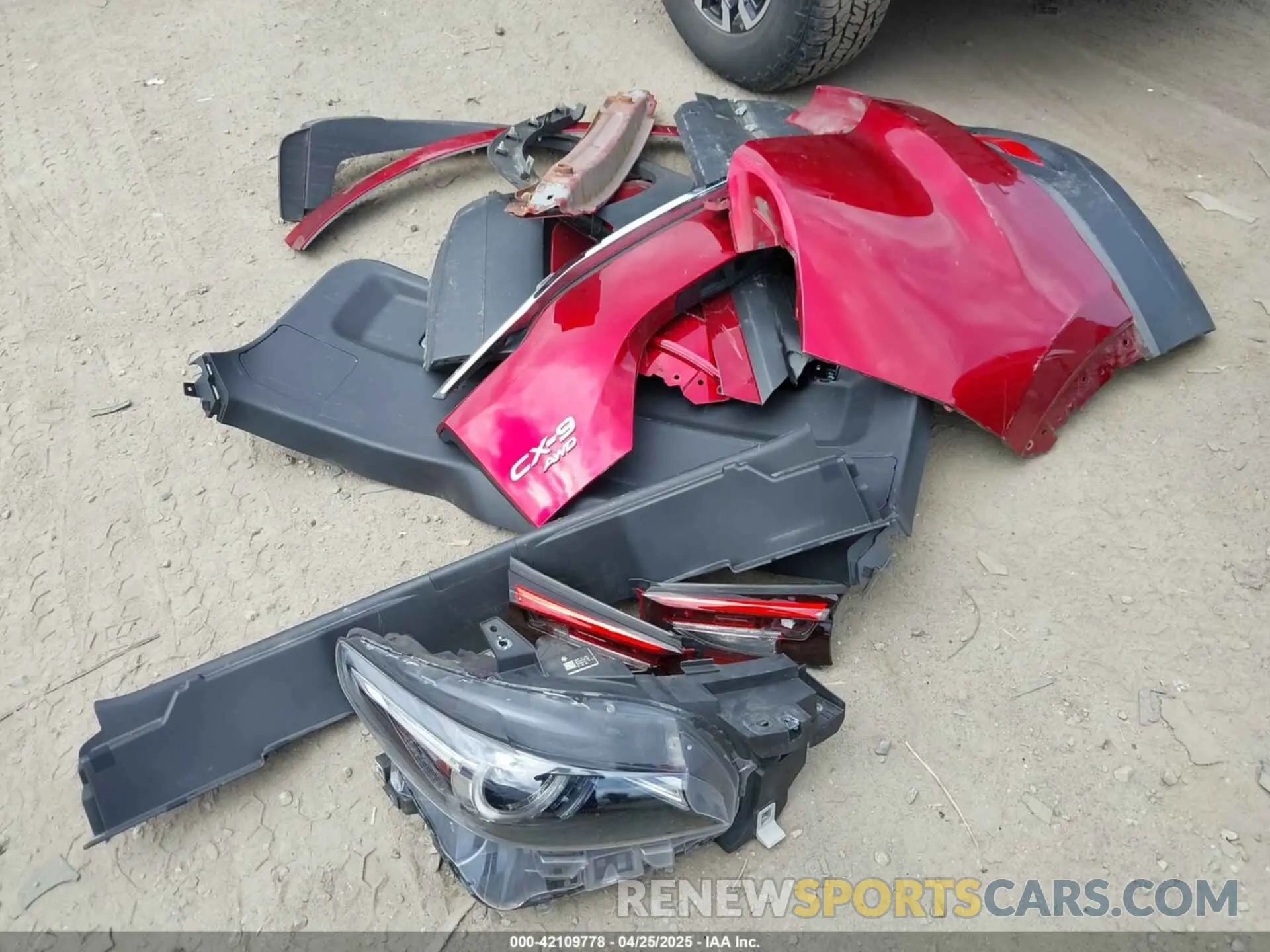 12 Photograph of a damaged car JM3TCBDY8K0333394 MAZDA CX-9 2019