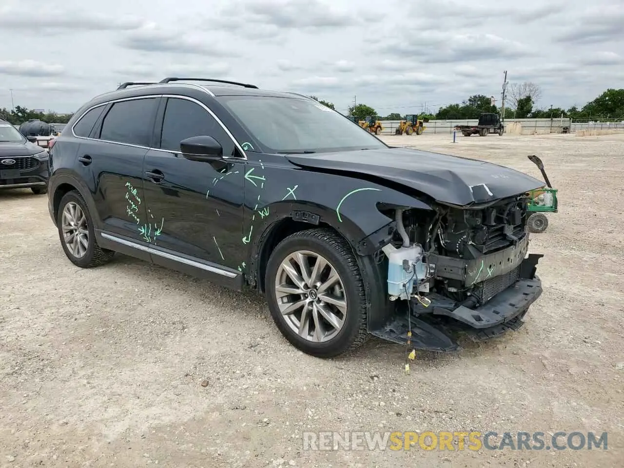 4 Photograph of a damaged car JM3TCBEY8K0336746 MAZDA CX-9 2019