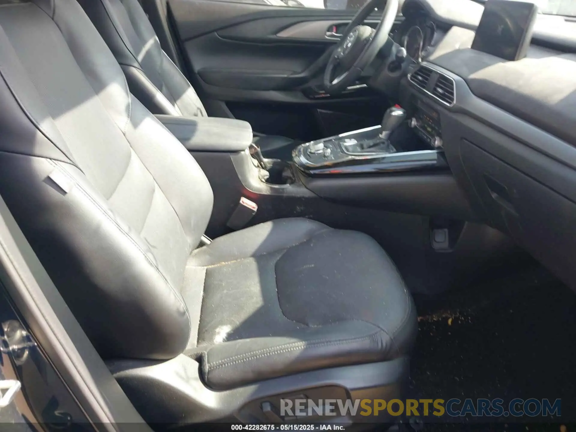 5 Photograph of a damaged car JM3TCACY1L0419630 MAZDA CX-9 2020