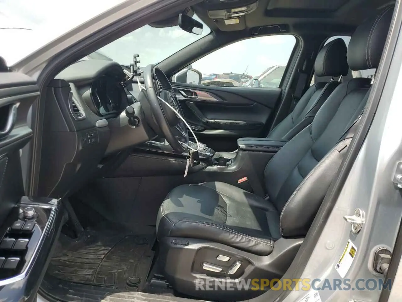 7 Photograph of a damaged car JM3TCADY7L0421820 MAZDA CX-9 2020