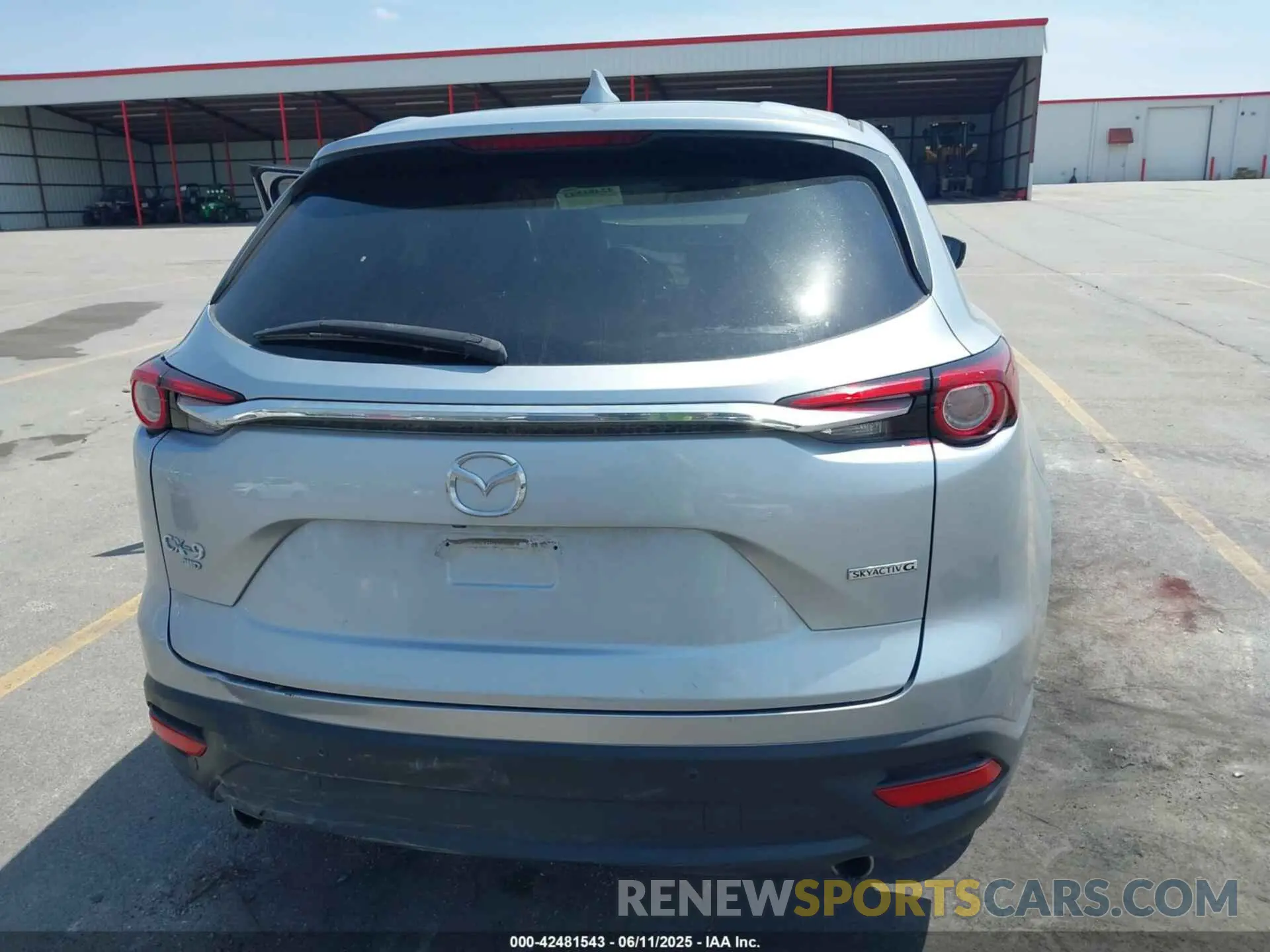 16 Photograph of a damaged car JM3TCBCY2L0415513 MAZDA CX-9 2020