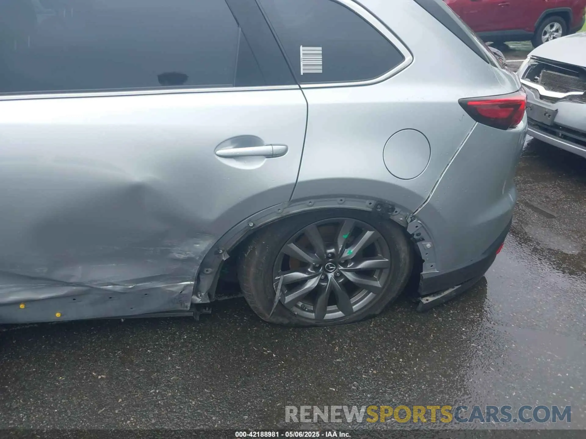 6 Photograph of a damaged car JM3TCBCY8L0400787 MAZDA CX-9 2020
