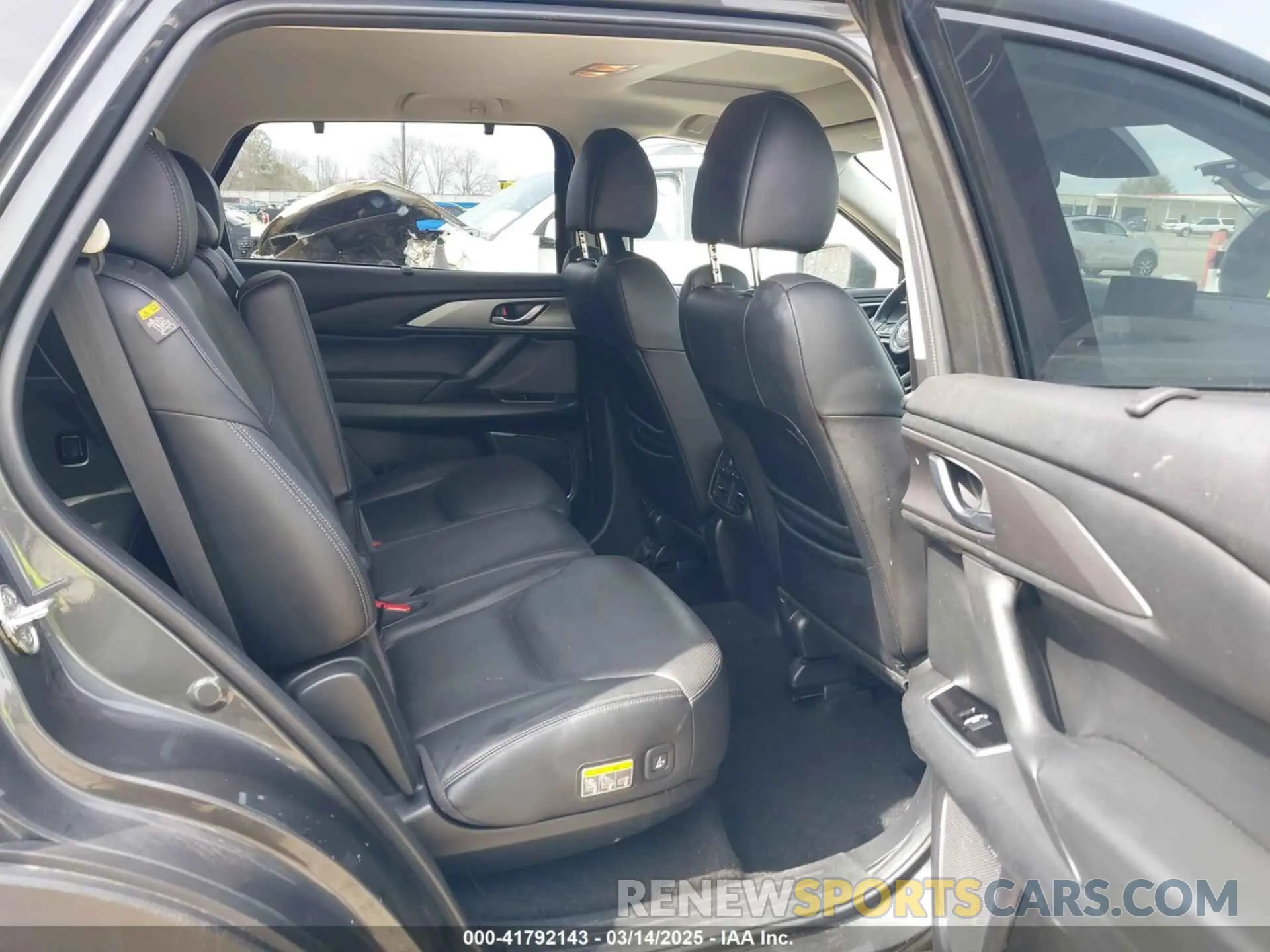 8 Фотография поврежденного автомобиля JM3TCBCY9L0418456 MAZDA CX-9 2020