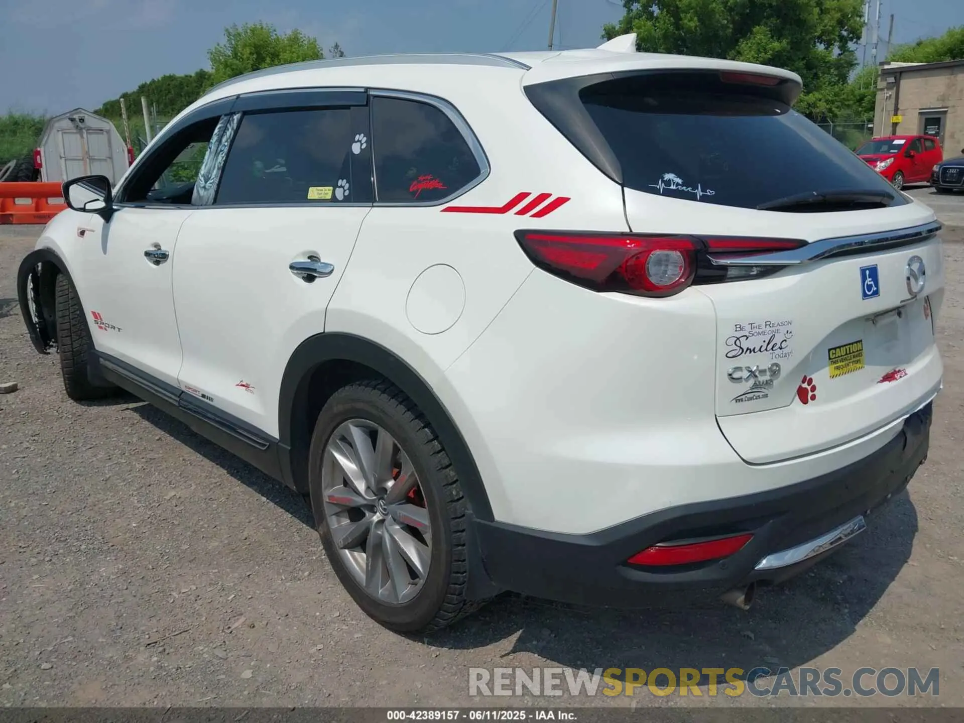 3 Photograph of a damaged car JM3TCBDY3L0410674 MAZDA CX-9 2020