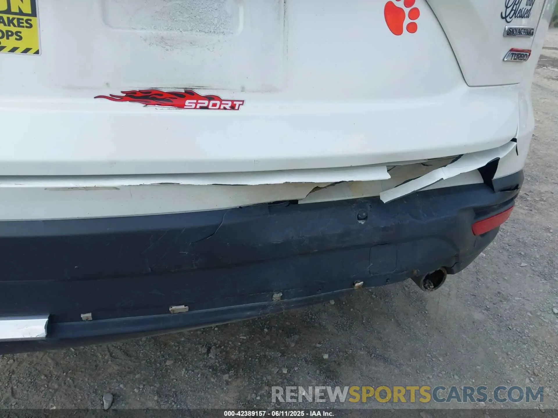 6 Photograph of a damaged car JM3TCBDY3L0410674 MAZDA CX-9 2020