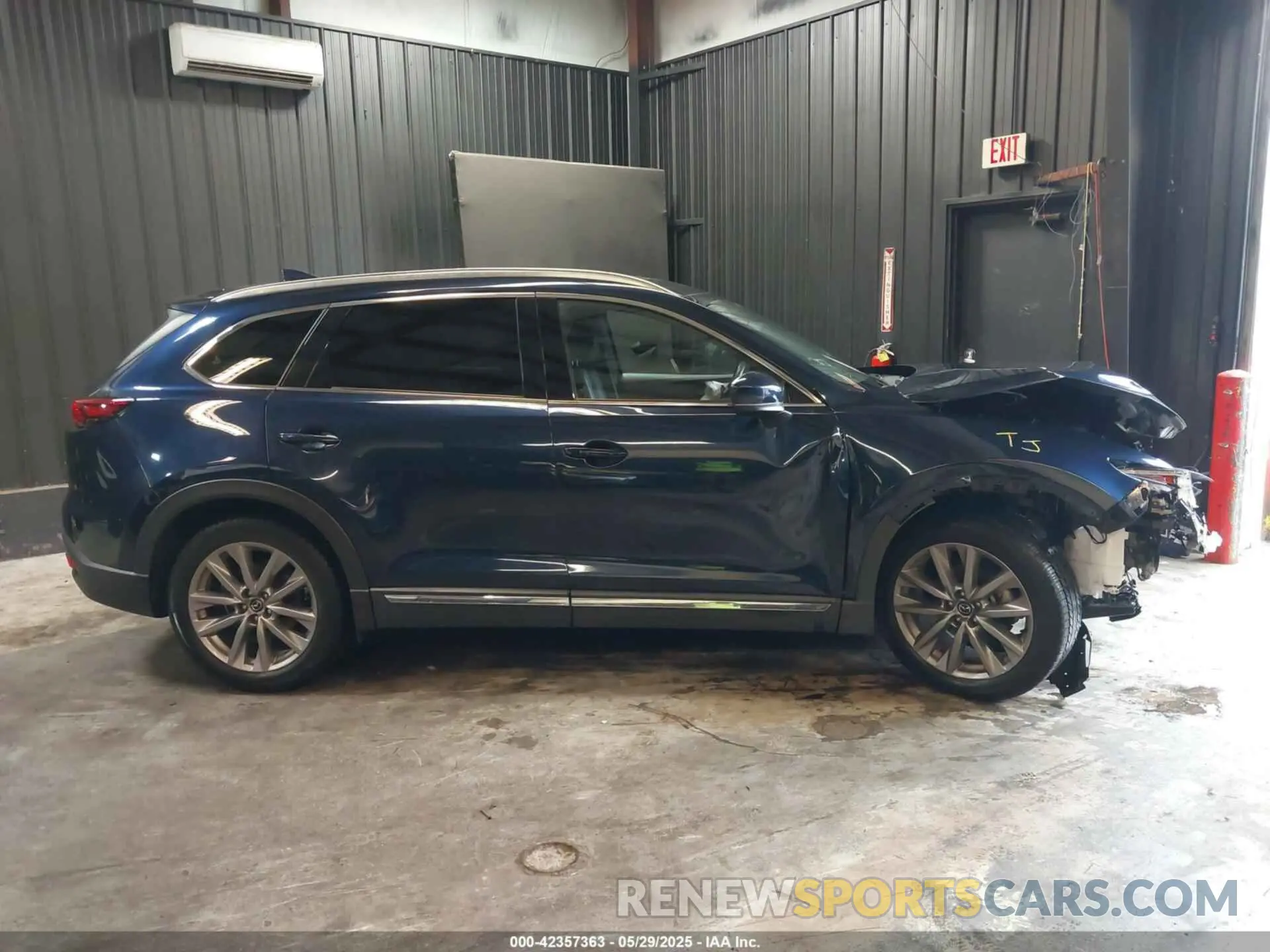 13 Фотография поврежденного автомобиля JM3TCBDY4L0403376 MAZDA CX-9 2020