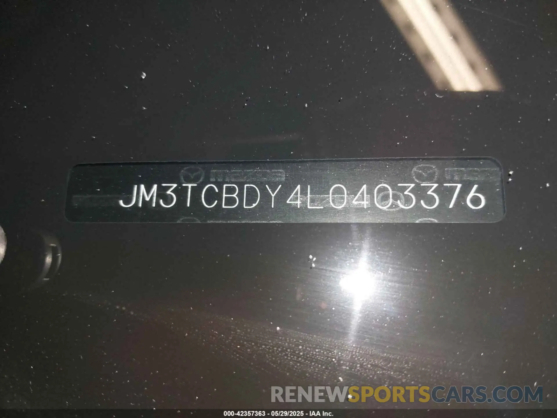 18 Фотография поврежденного автомобиля JM3TCBDY4L0403376 MAZDA CX-9 2020