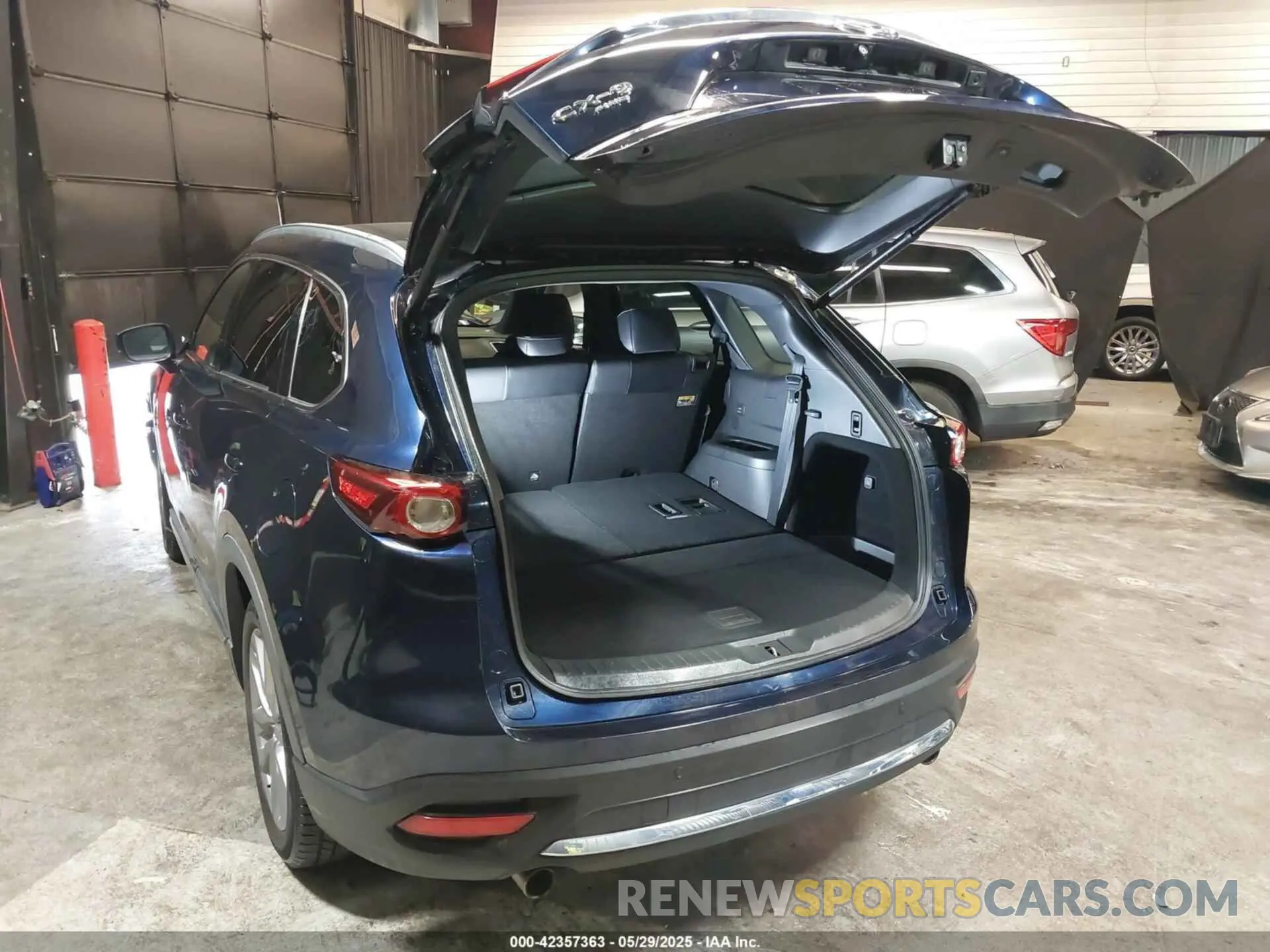 3 Фотография поврежденного автомобиля JM3TCBDY4L0403376 MAZDA CX-9 2020