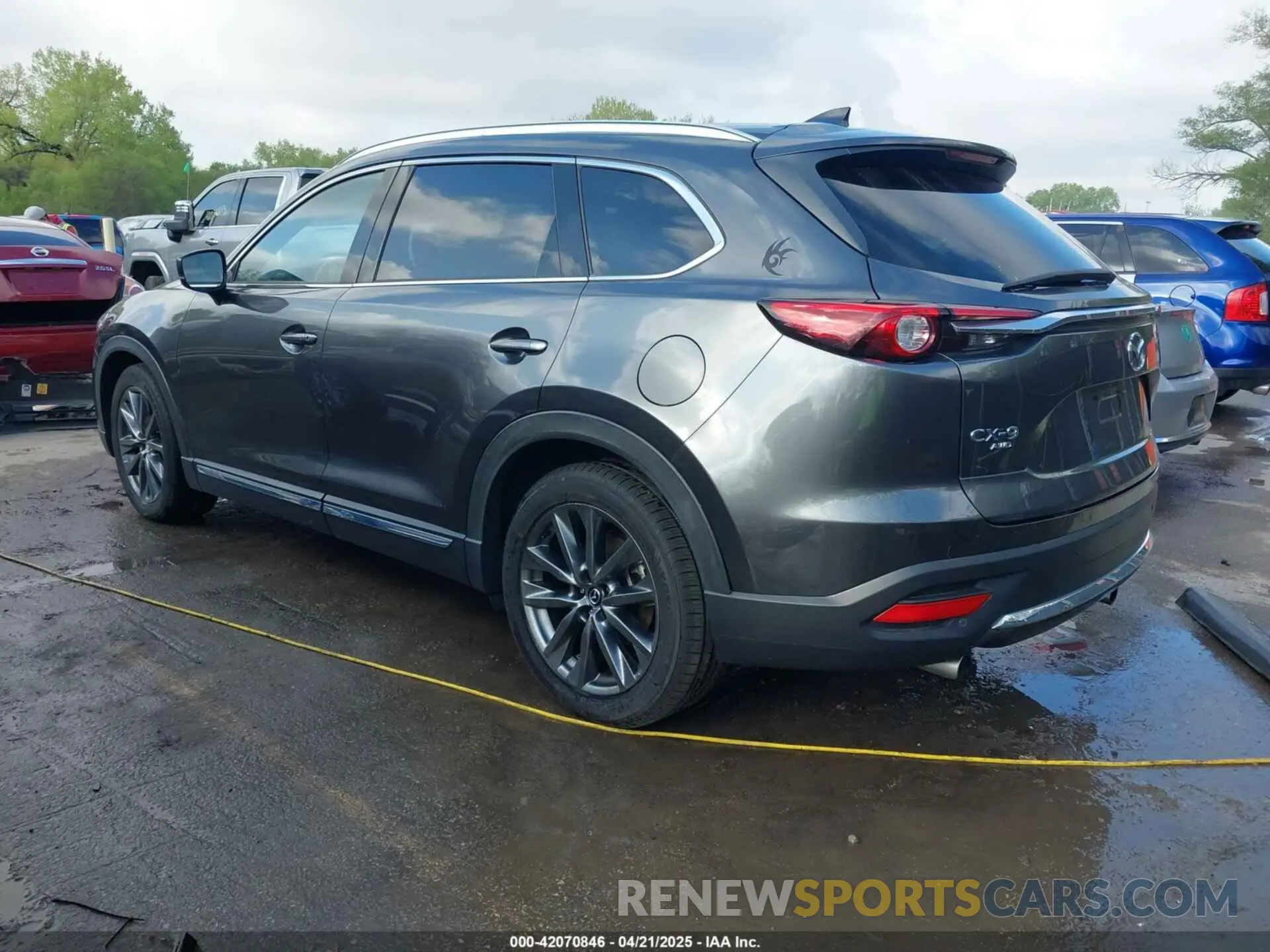 3 Photograph of a damaged car JM3TCBEYXL0402053 MAZDA CX-9 2020