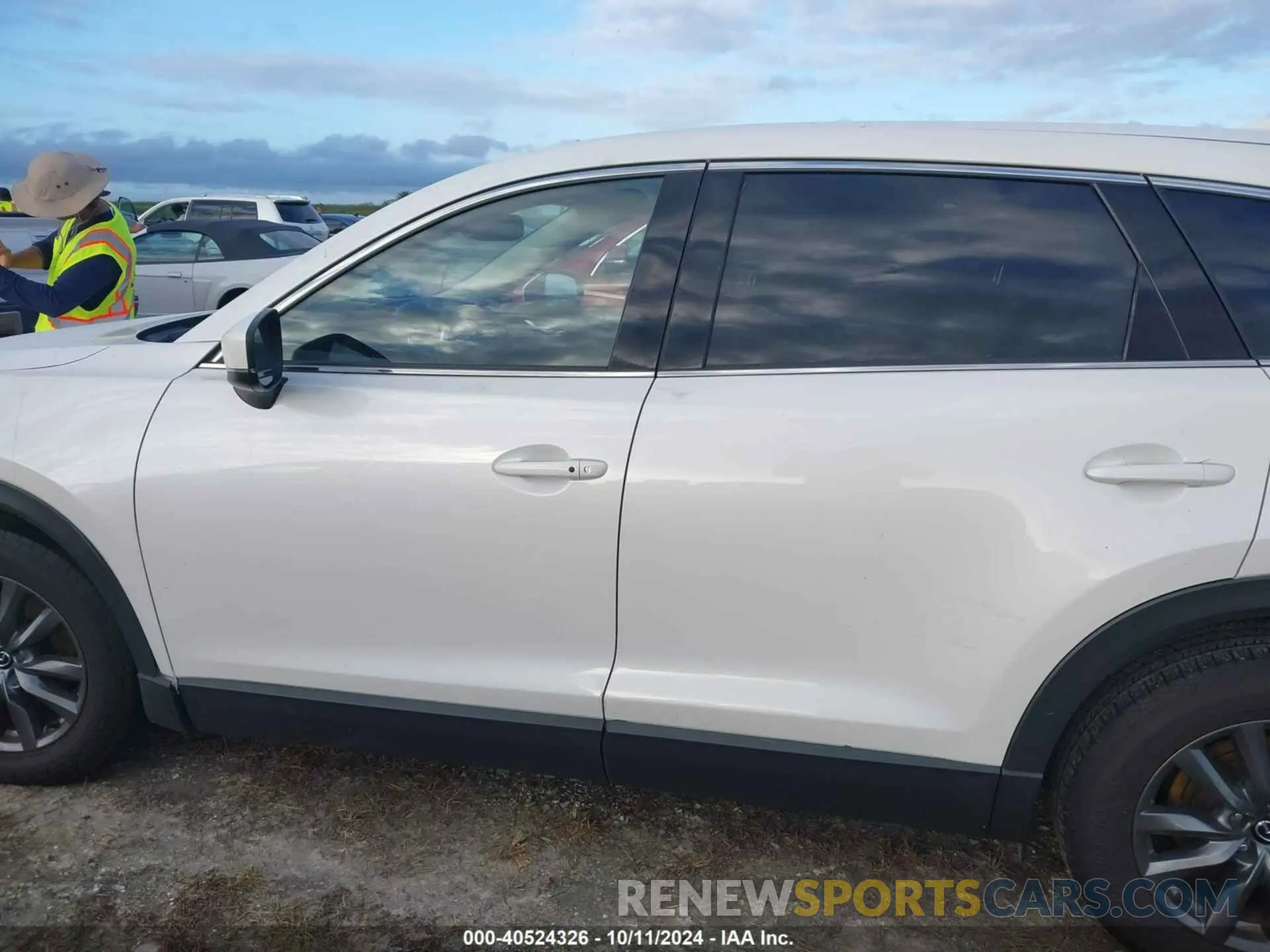 14 Photograph of a damaged car JM3TCACY3M0505376 MAZDA CX-9 2021