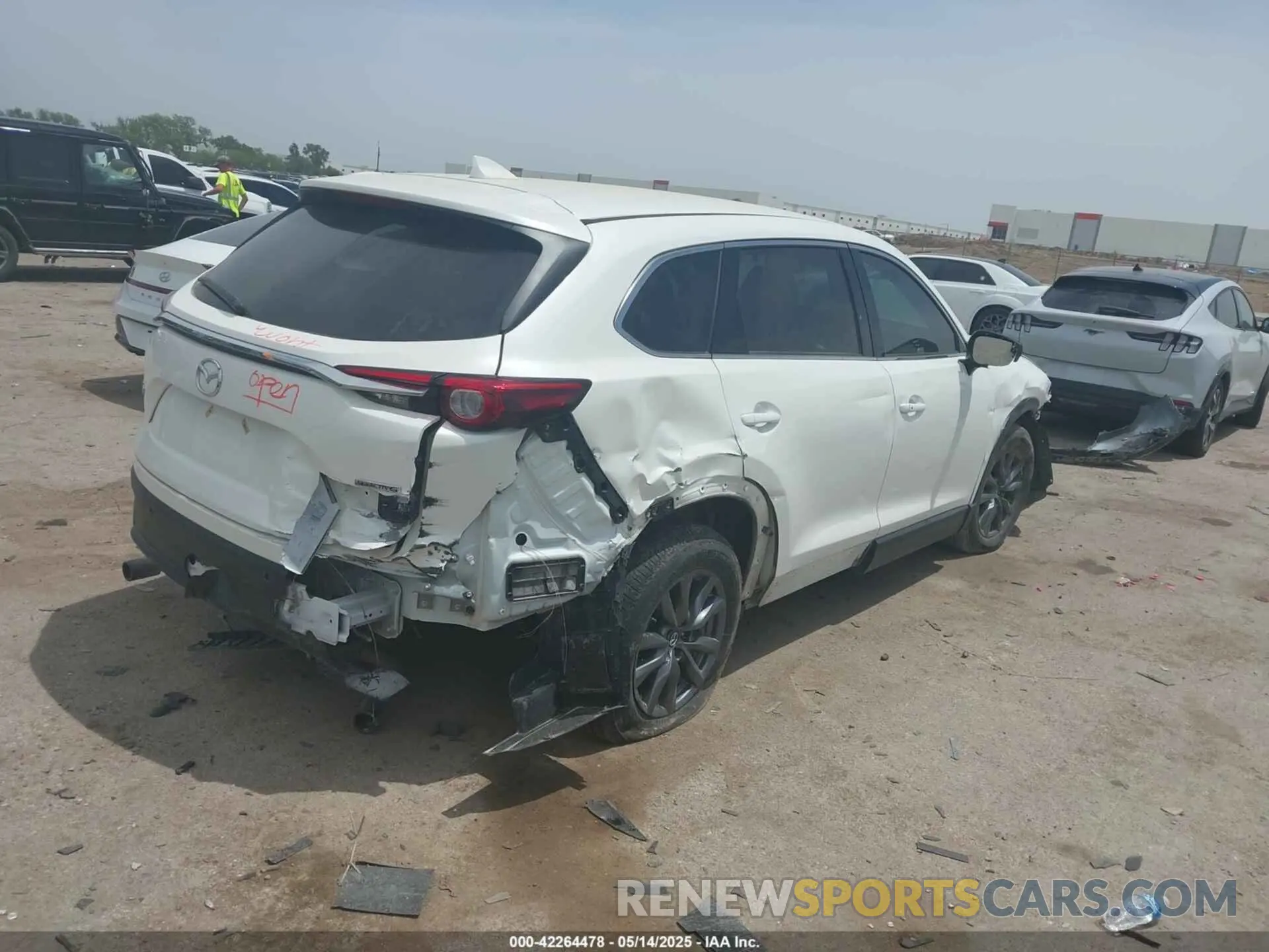 4 Фотография поврежденного автомобиля JM3TCACY9M0526376 MAZDA CX-9 2021