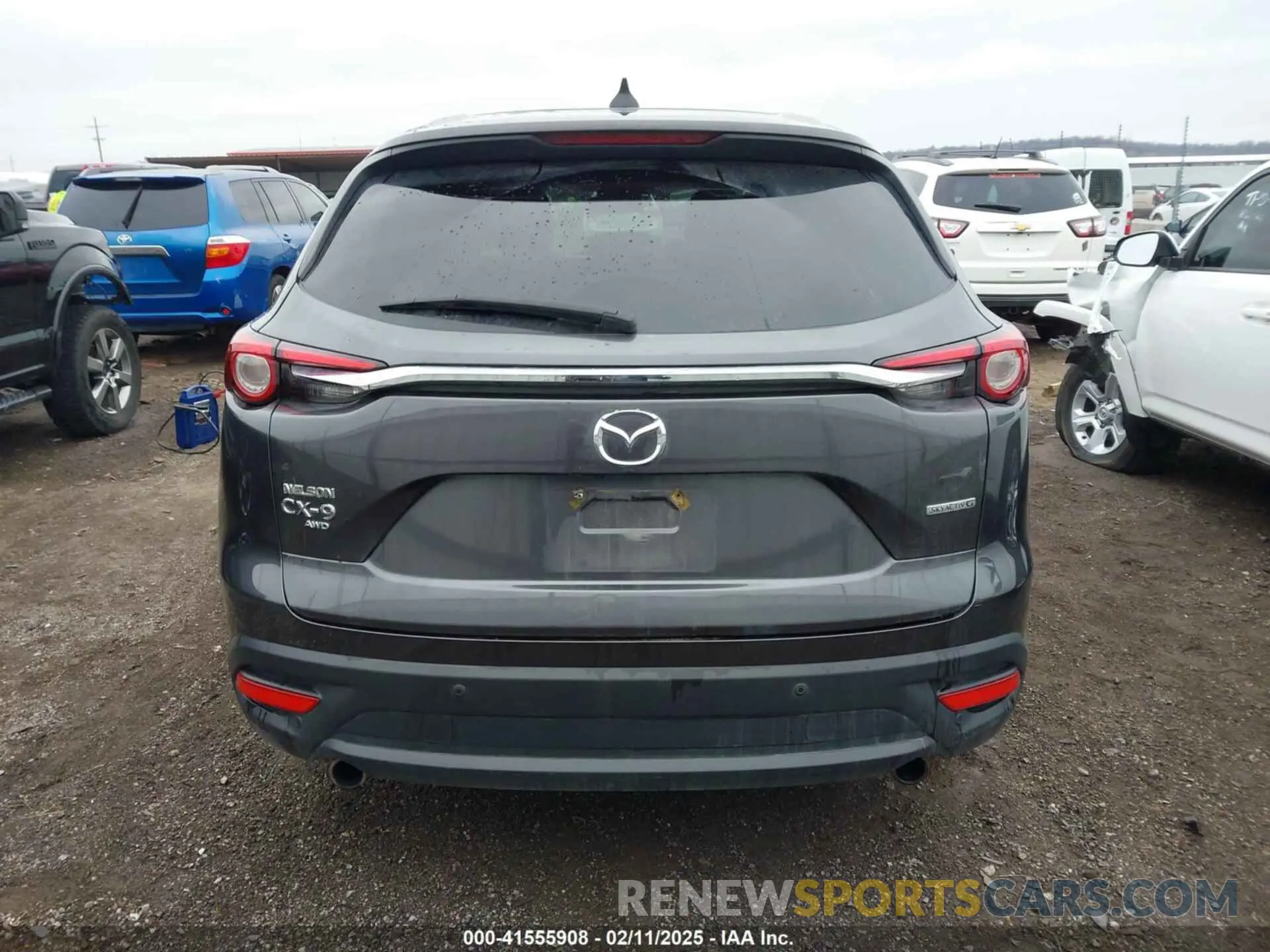 17 Photograph of a damaged car JM3TCBCY1M0530928 MAZDA CX-9 2021