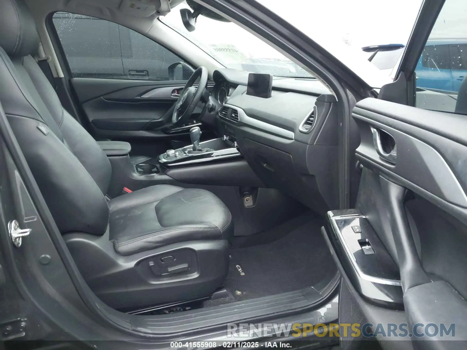 5 Photograph of a damaged car JM3TCBCY1M0530928 MAZDA CX-9 2021
