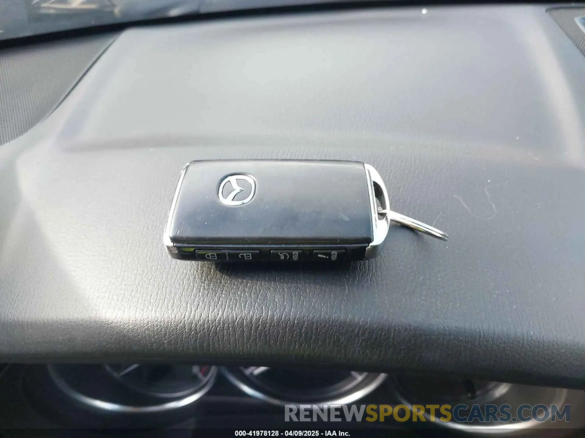 11 Photograph of a damaged car JM3TCBCY4M0522399 MAZDA CX-9 2021