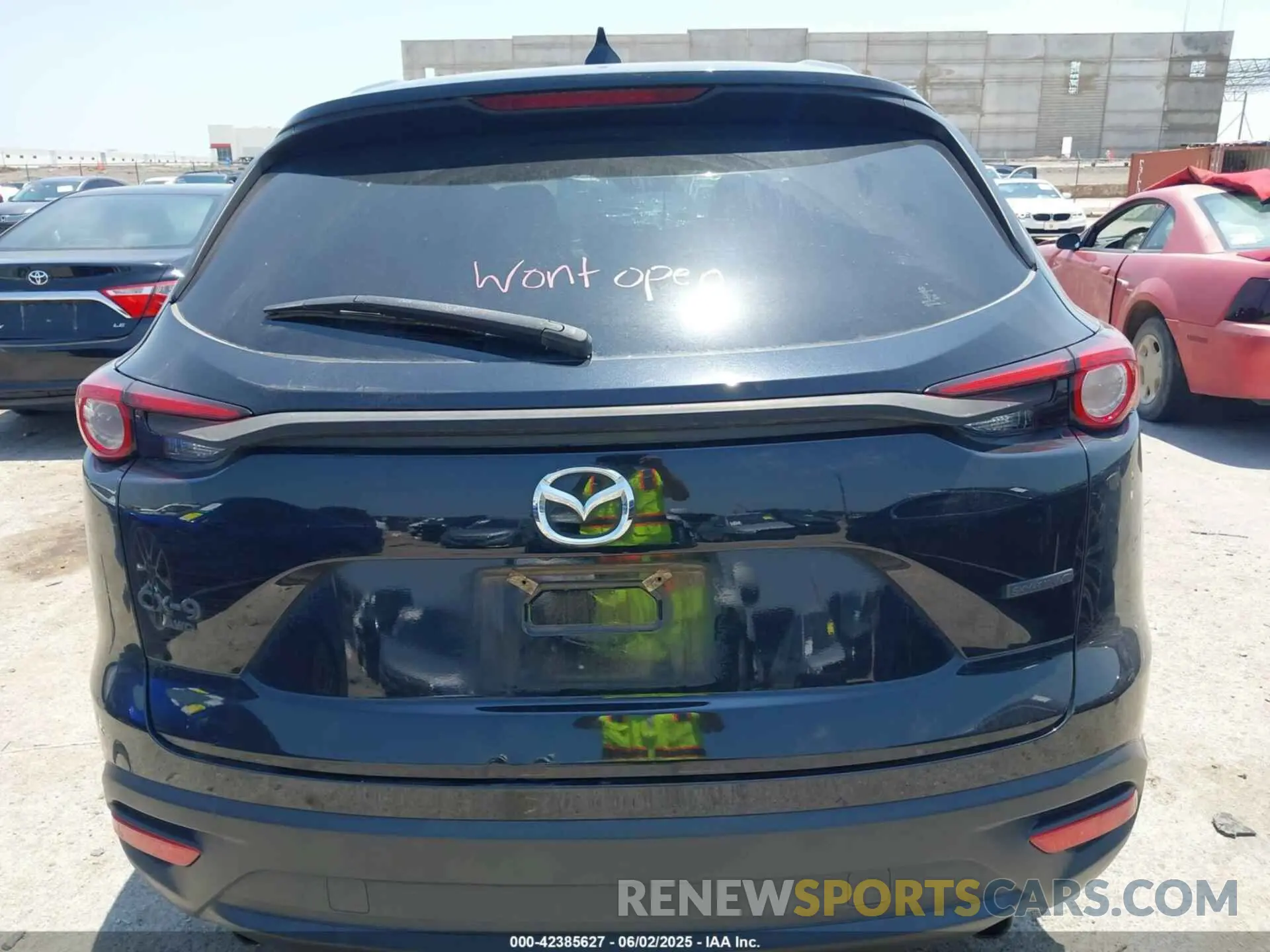 16 Photograph of a damaged car JM3TCBCY8M0514905 MAZDA CX-9 2021