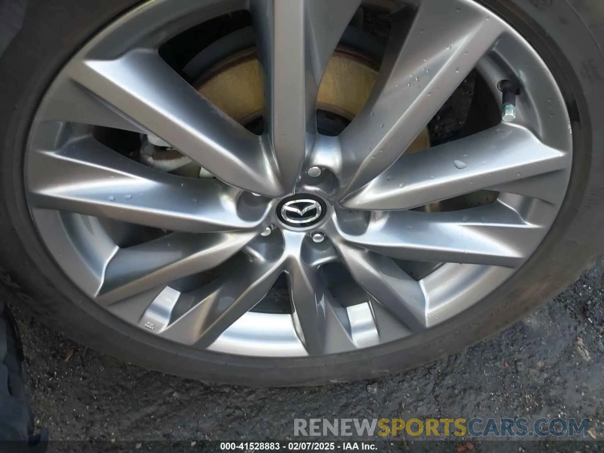 18 Photograph of a damaged car JM3TCBDY2M0530967 MAZDA CX-9 2021
