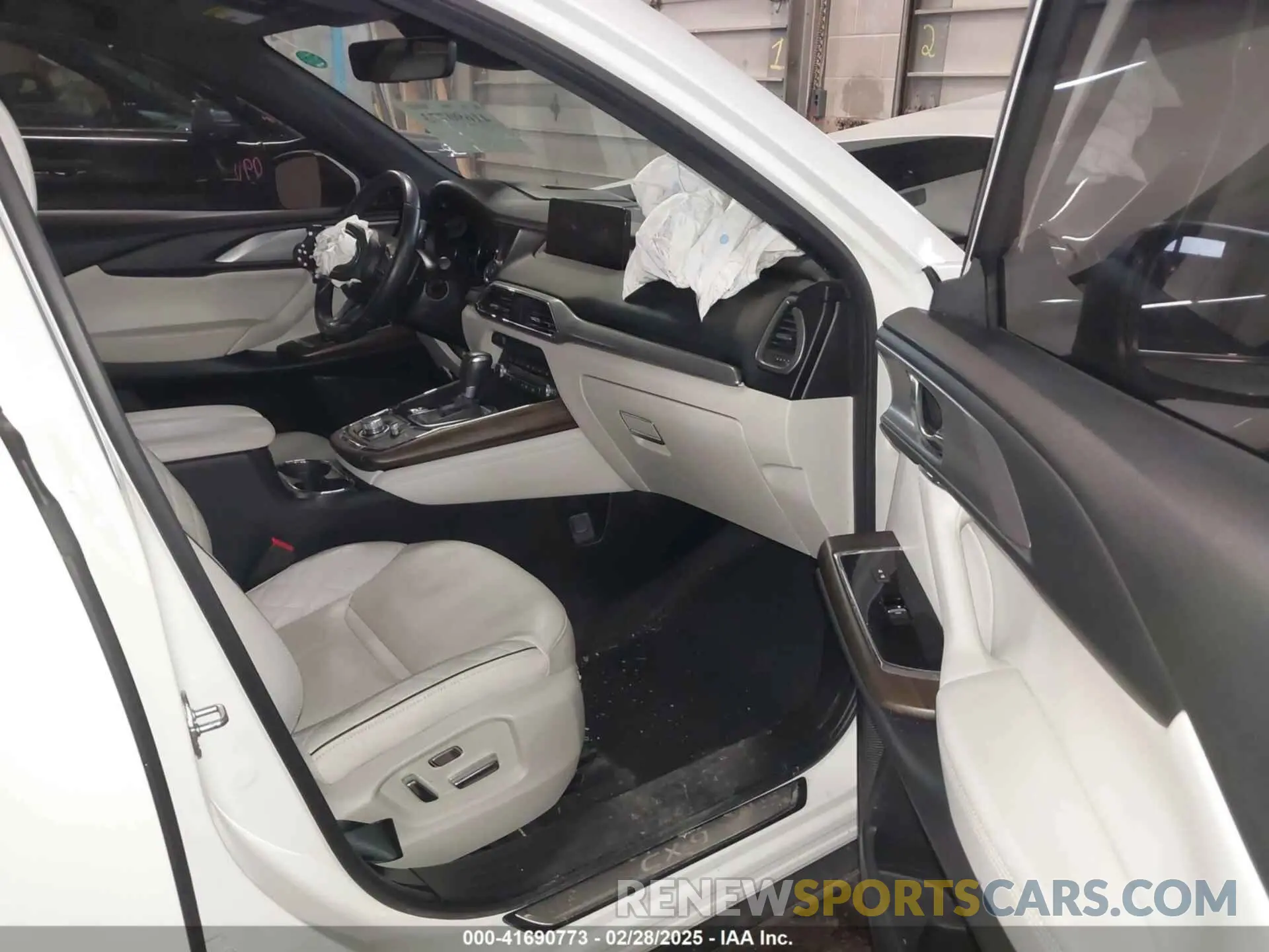 5 Фотография поврежденного автомобиля JM3TCBEY3M0509978 MAZDA CX-9 2021