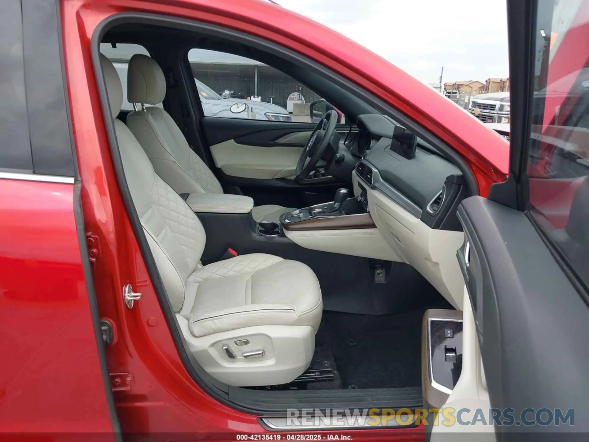 5 Photograph of a damaged car JM3TCBEY4M0502666 MAZDA CX-9 2021