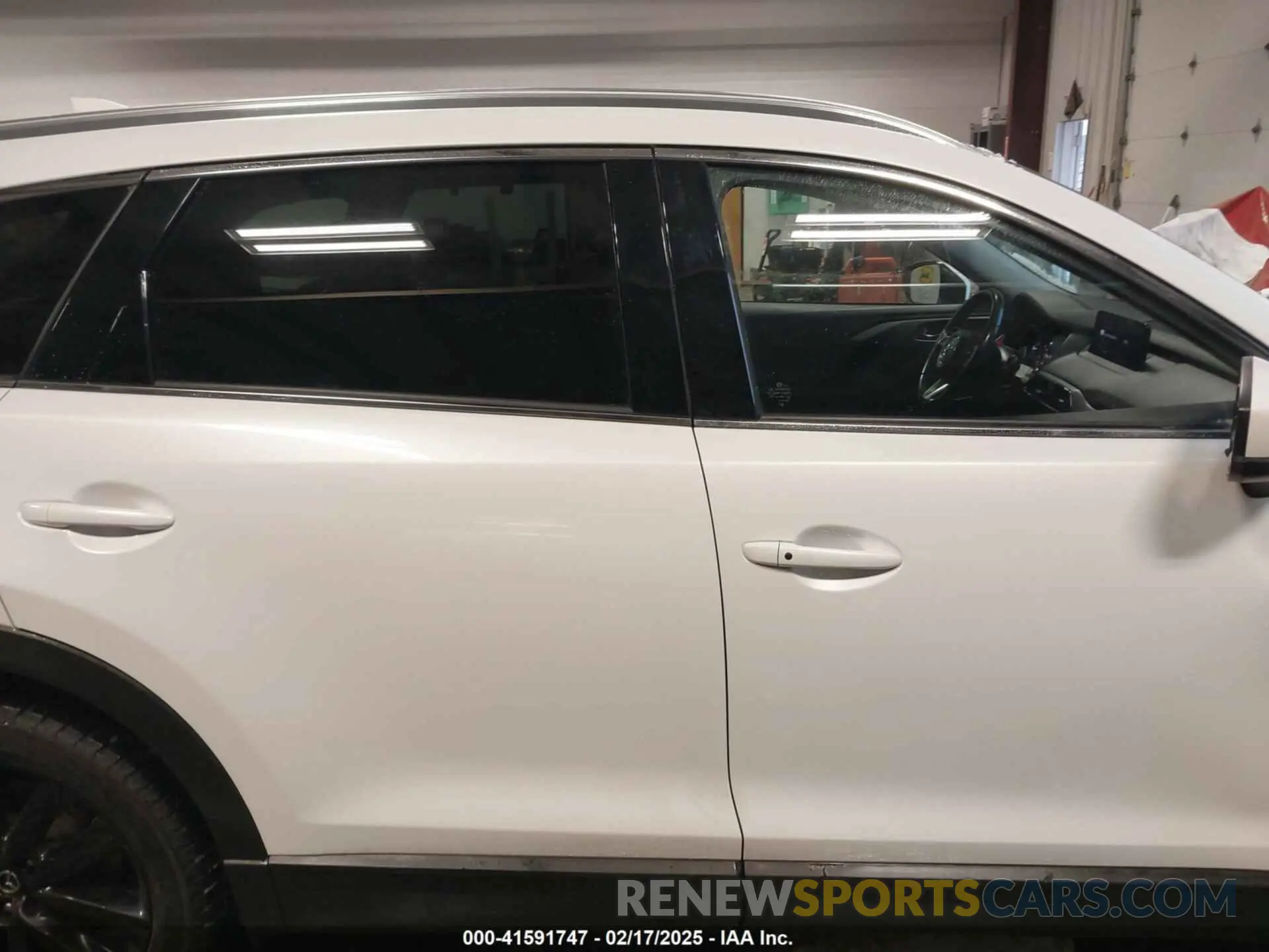13 Photograph of a damaged car JM3TCBAY9N0624088 MAZDA CX-9 2022