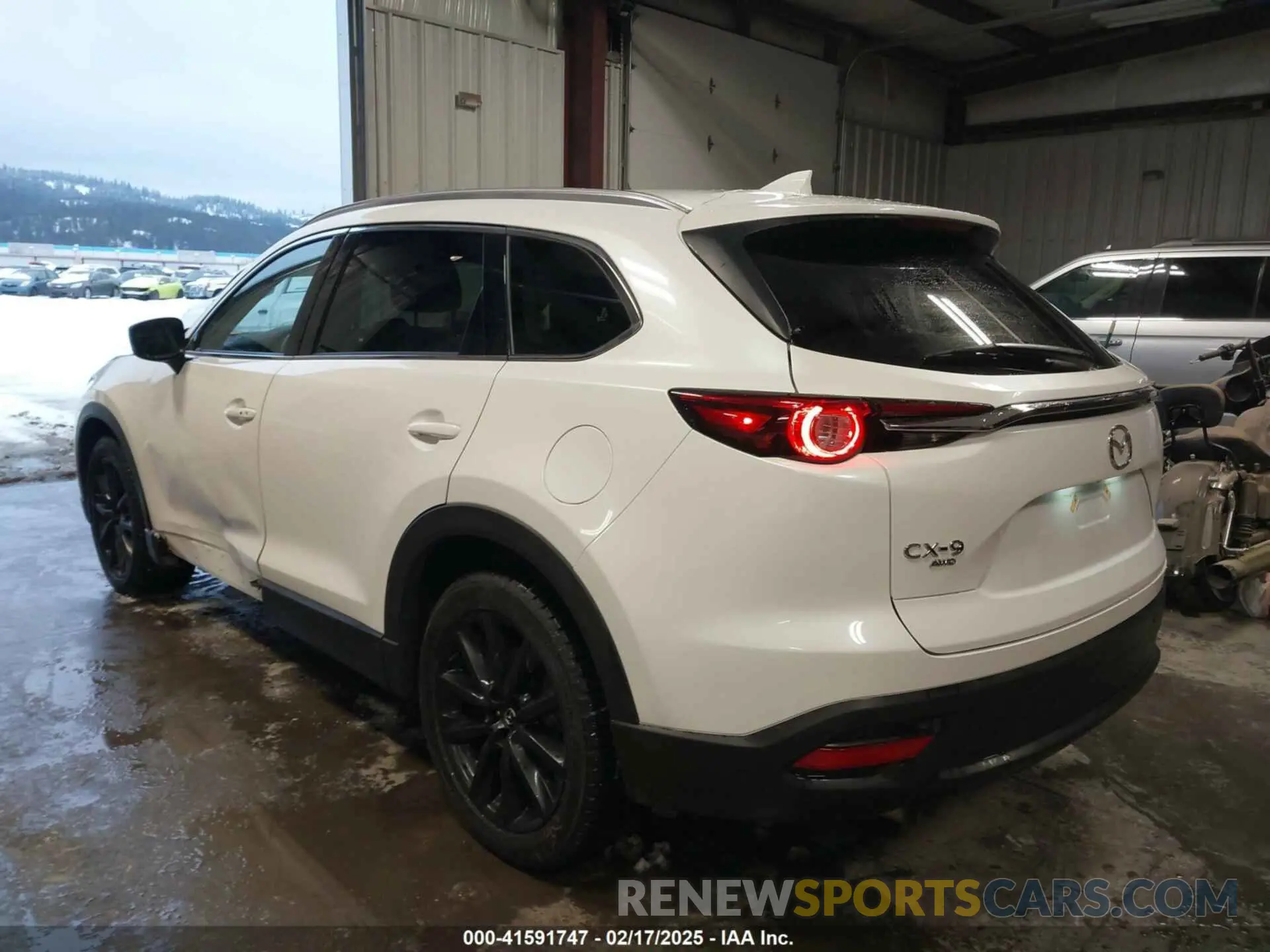3 Photograph of a damaged car JM3TCBAY9N0624088 MAZDA CX-9 2022