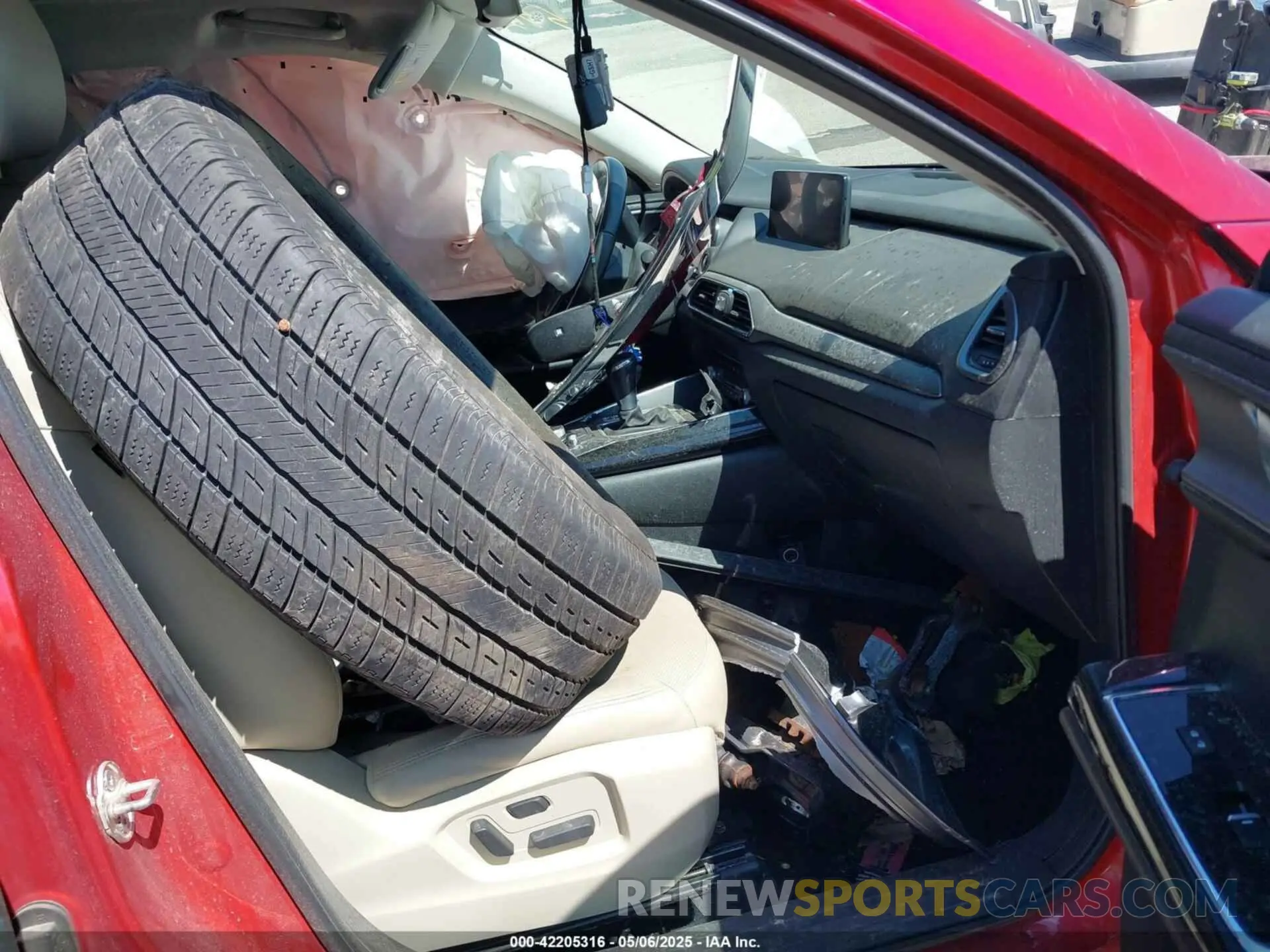 5 Photograph of a damaged car JM3TCBCY3N0607087 MAZDA CX-9 2022