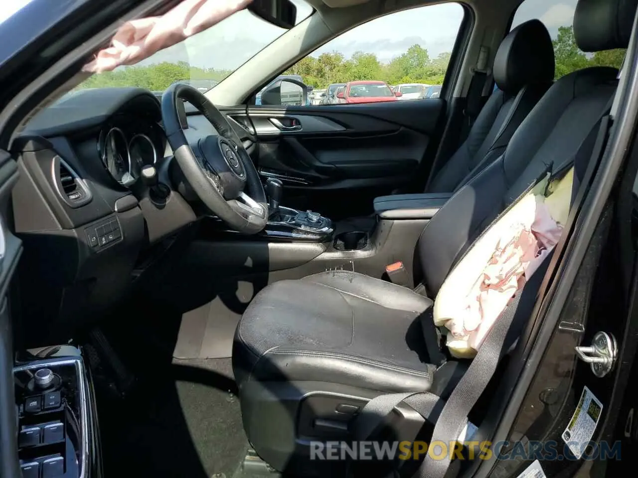 7 Photograph of a damaged car JM3TCBCY6N0603292 MAZDA CX-9 2022
